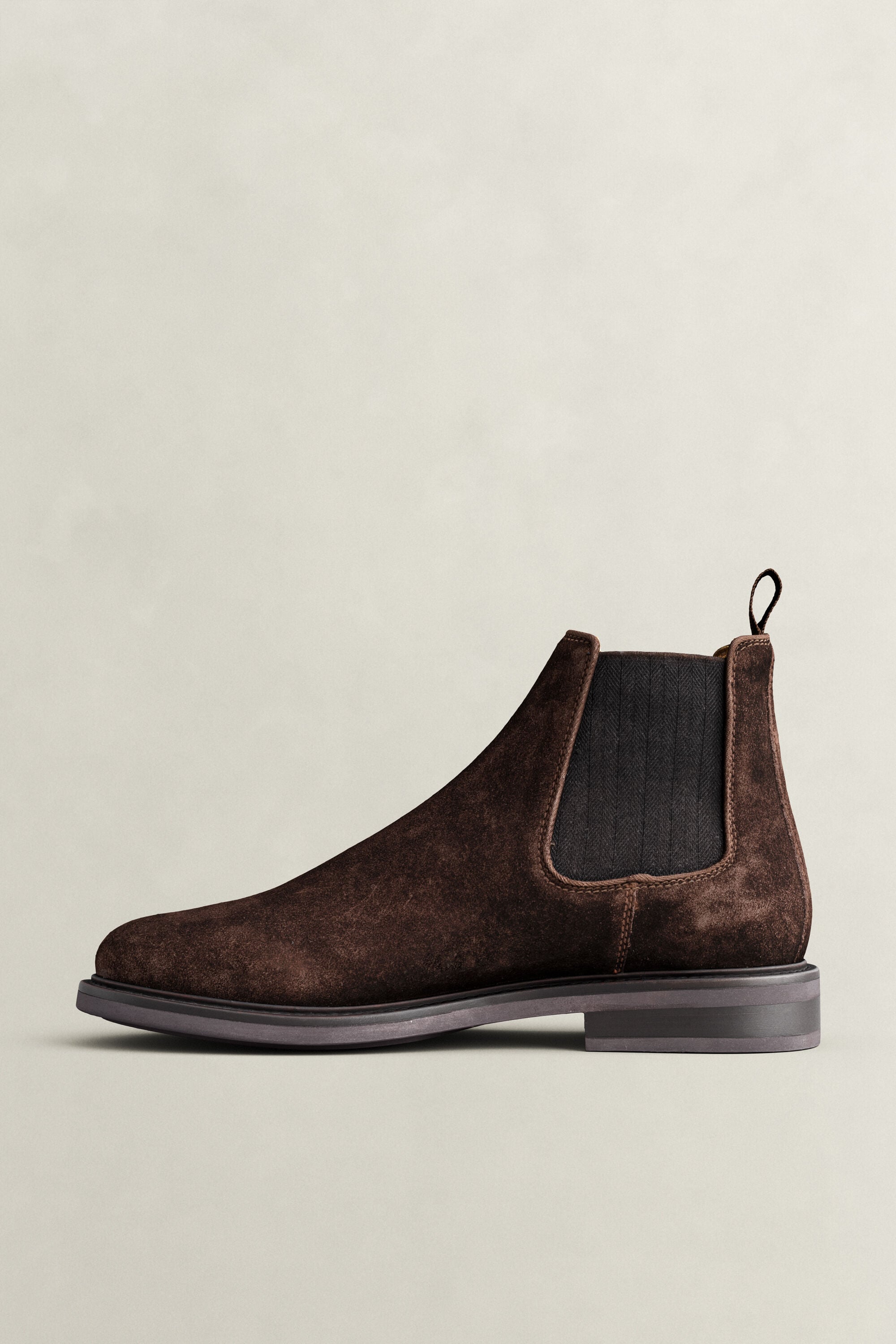 St Fairkon chelseaboots i mocka