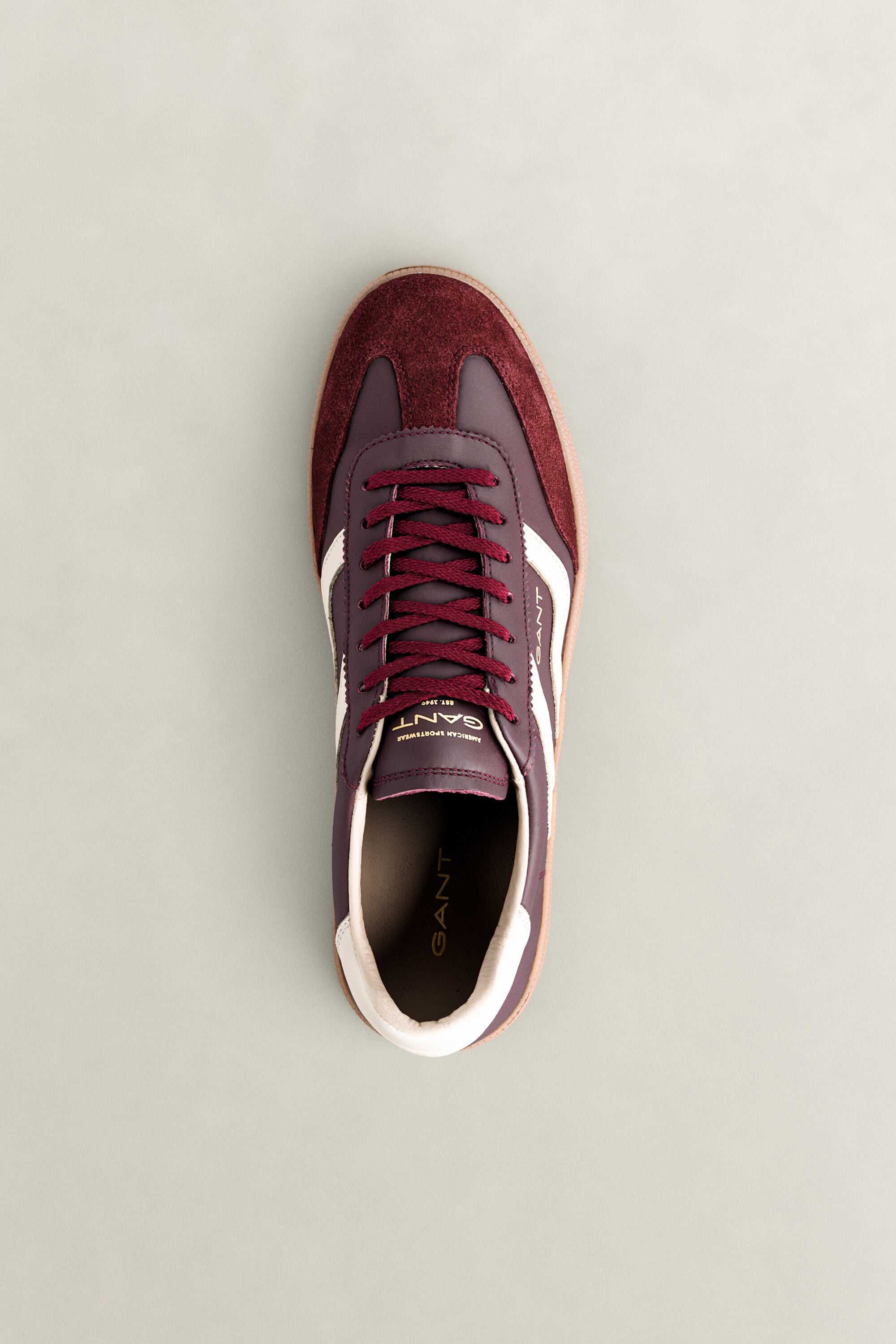 Cuzmo sneakers i läder och mocka