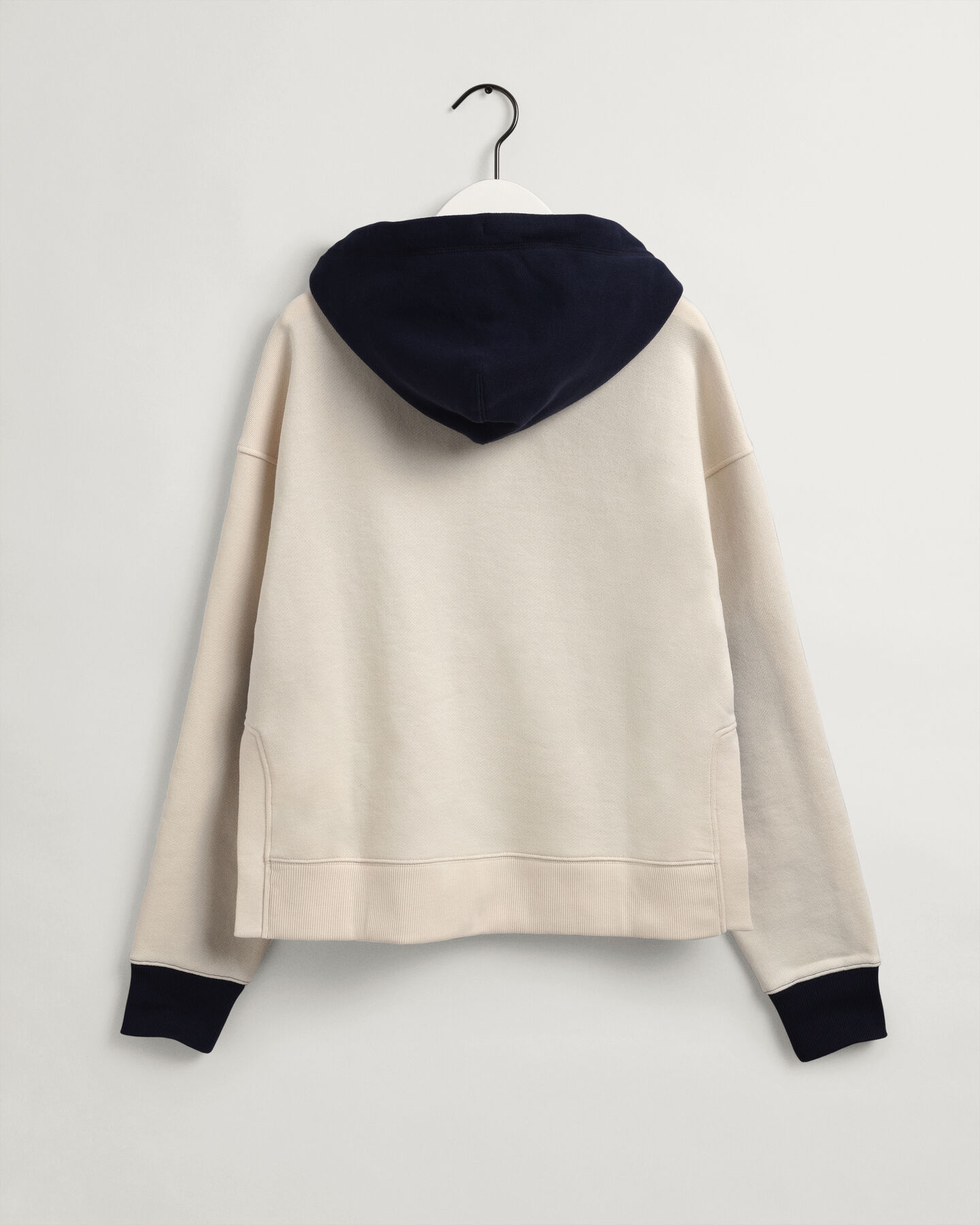 Color hoodie med färgblock