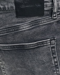 Slim fit svarta jeans