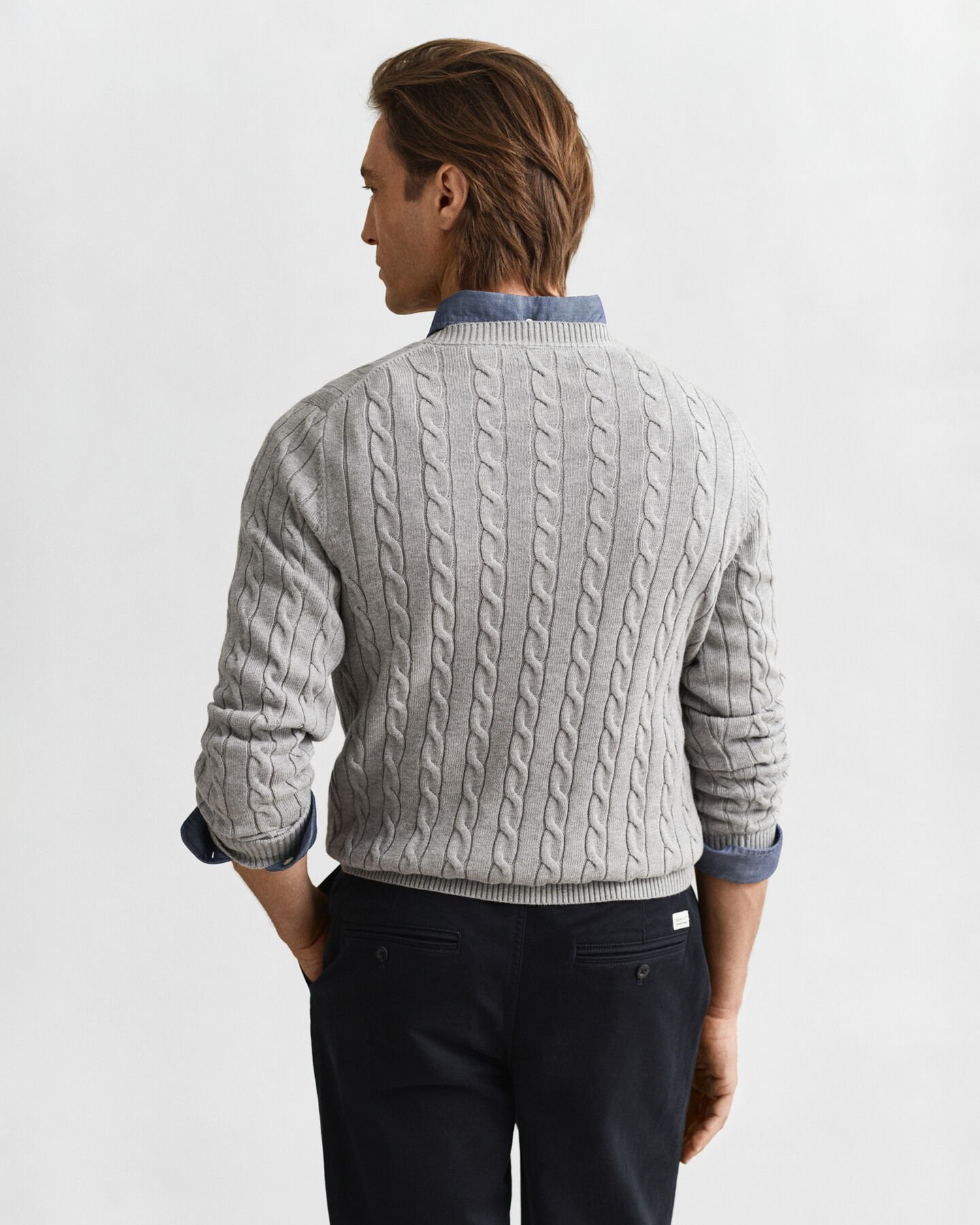 Kabelstickad bomullströja med rund hals