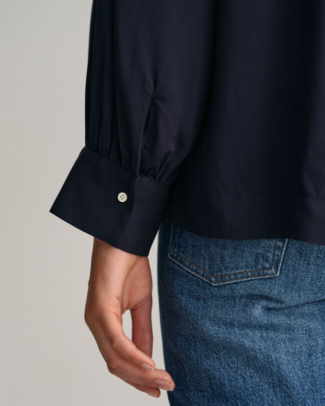 Relaxed fit blus med breda manschetter