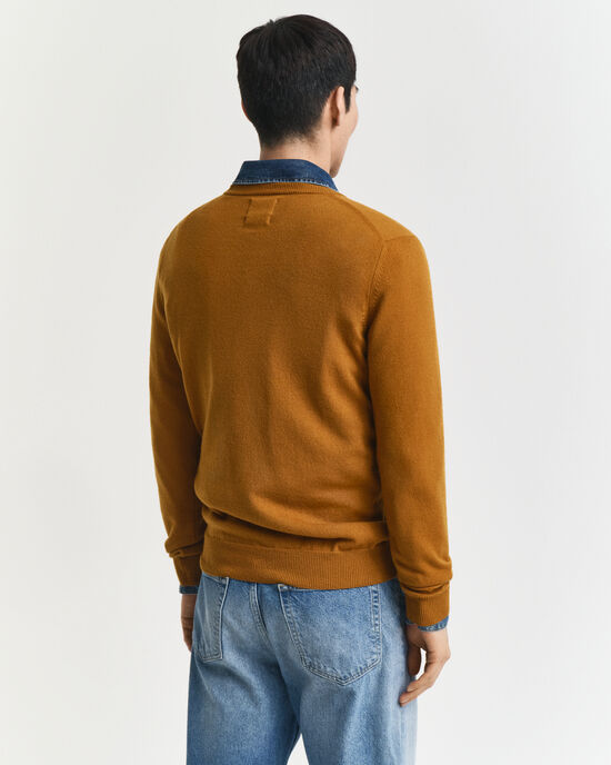 Rundhalsad tr&ouml;ja i superfin lammull