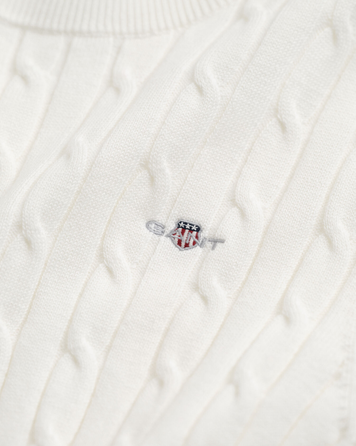 Kabelstickad kortärmad tröja