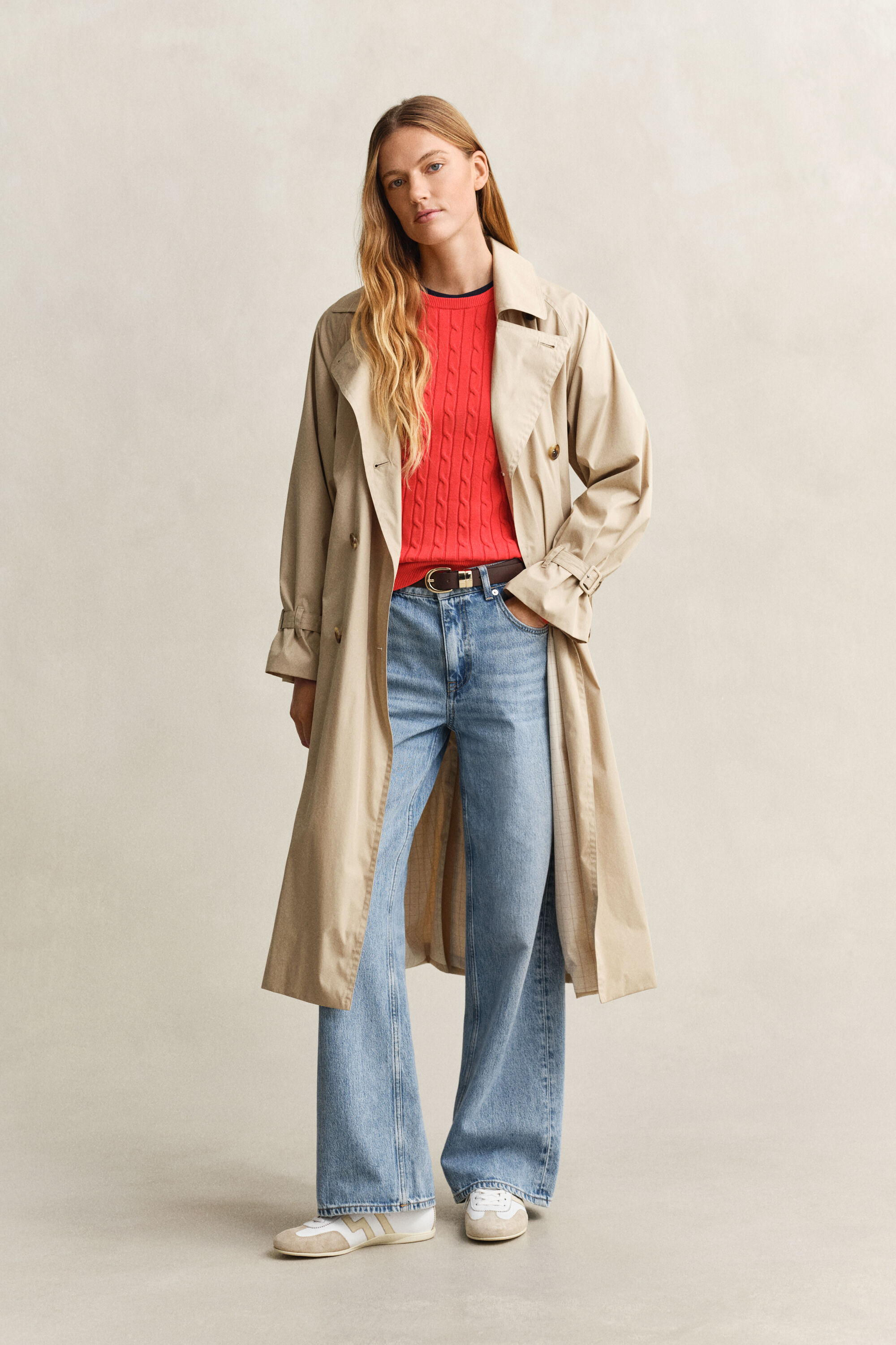 Kabelstickad tröja med rund hals