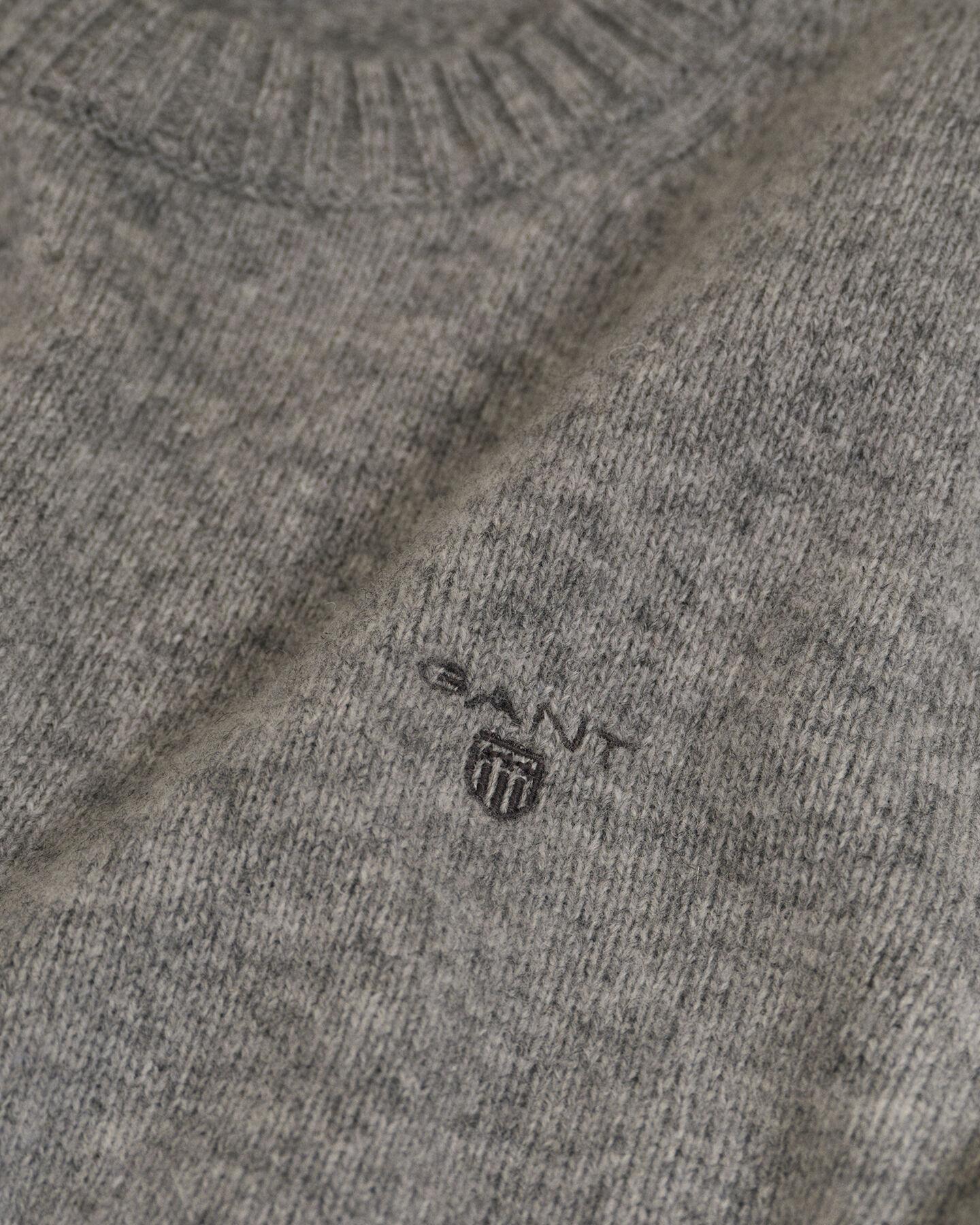 Brushed Wool Crew Neck tr&ouml;ja