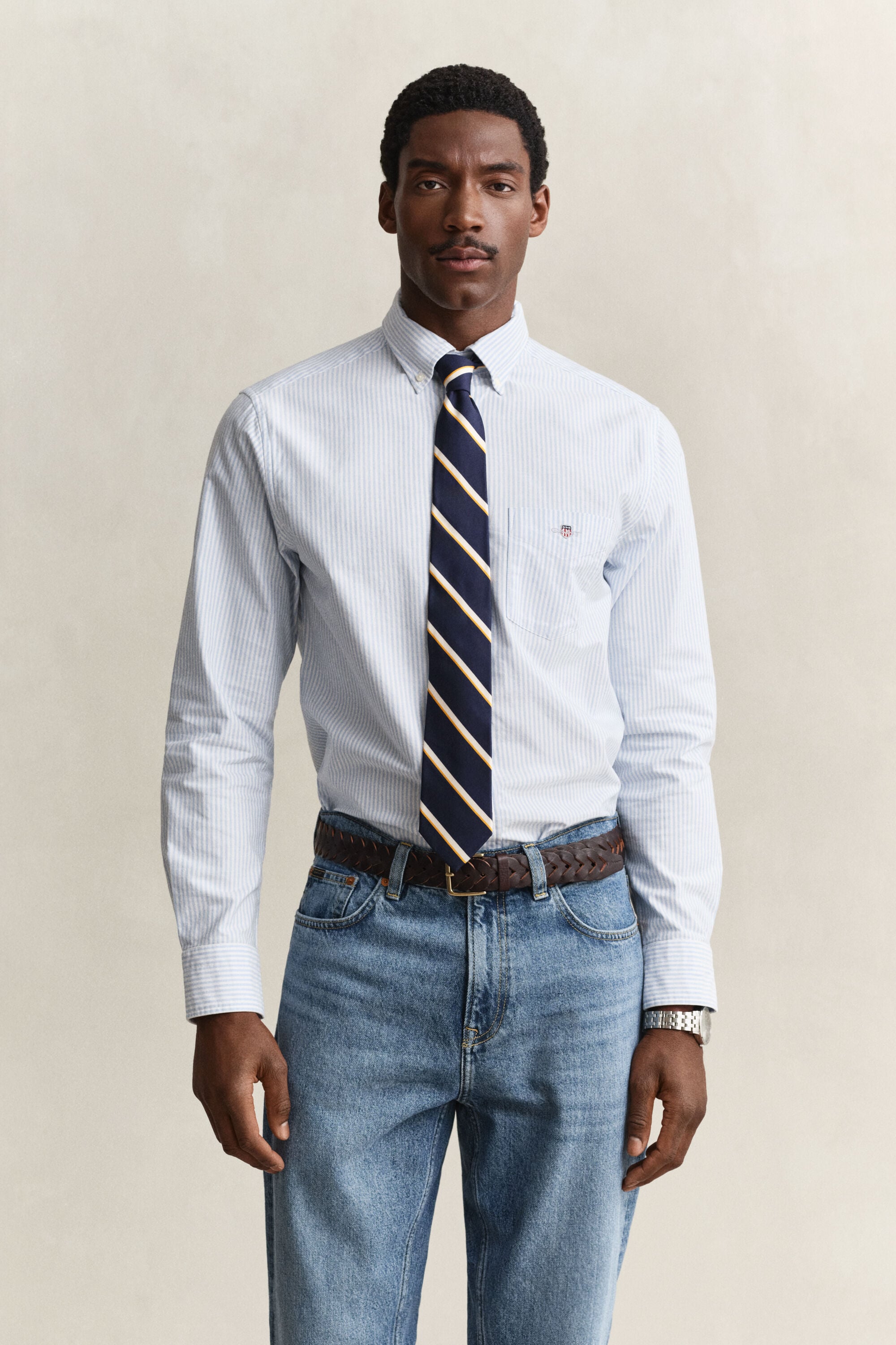 Klassisk randig oxfordskjorta med regular fit