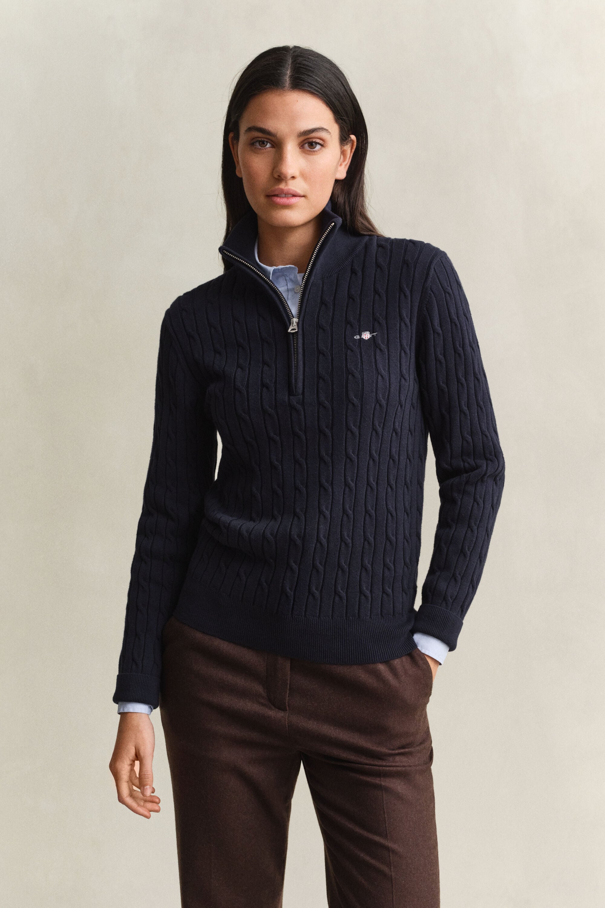 Stretchig kabelstickad tröja med half-zip