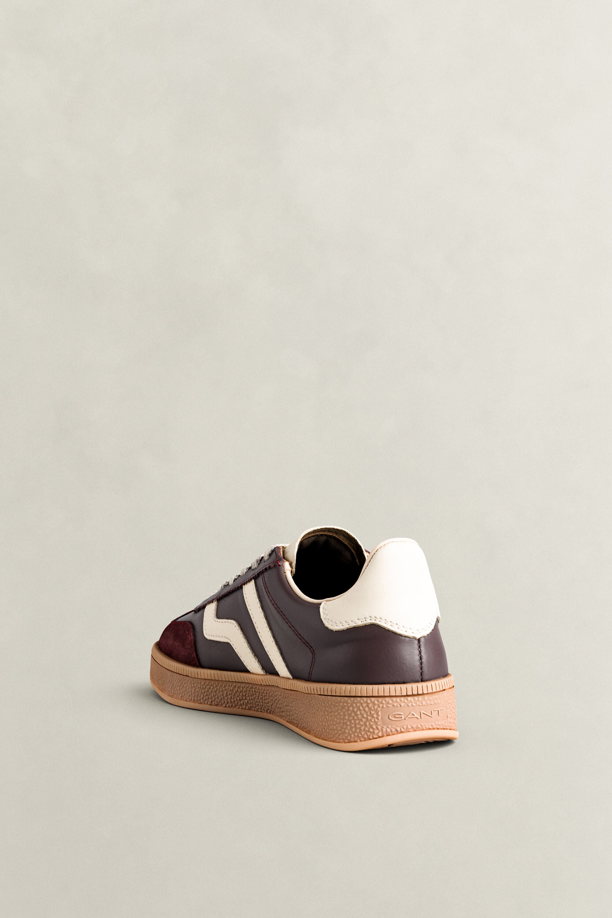 Cuzima sneakers i mocka och läder