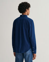 Regular fit indigof&auml;rgad oxfordskjorta