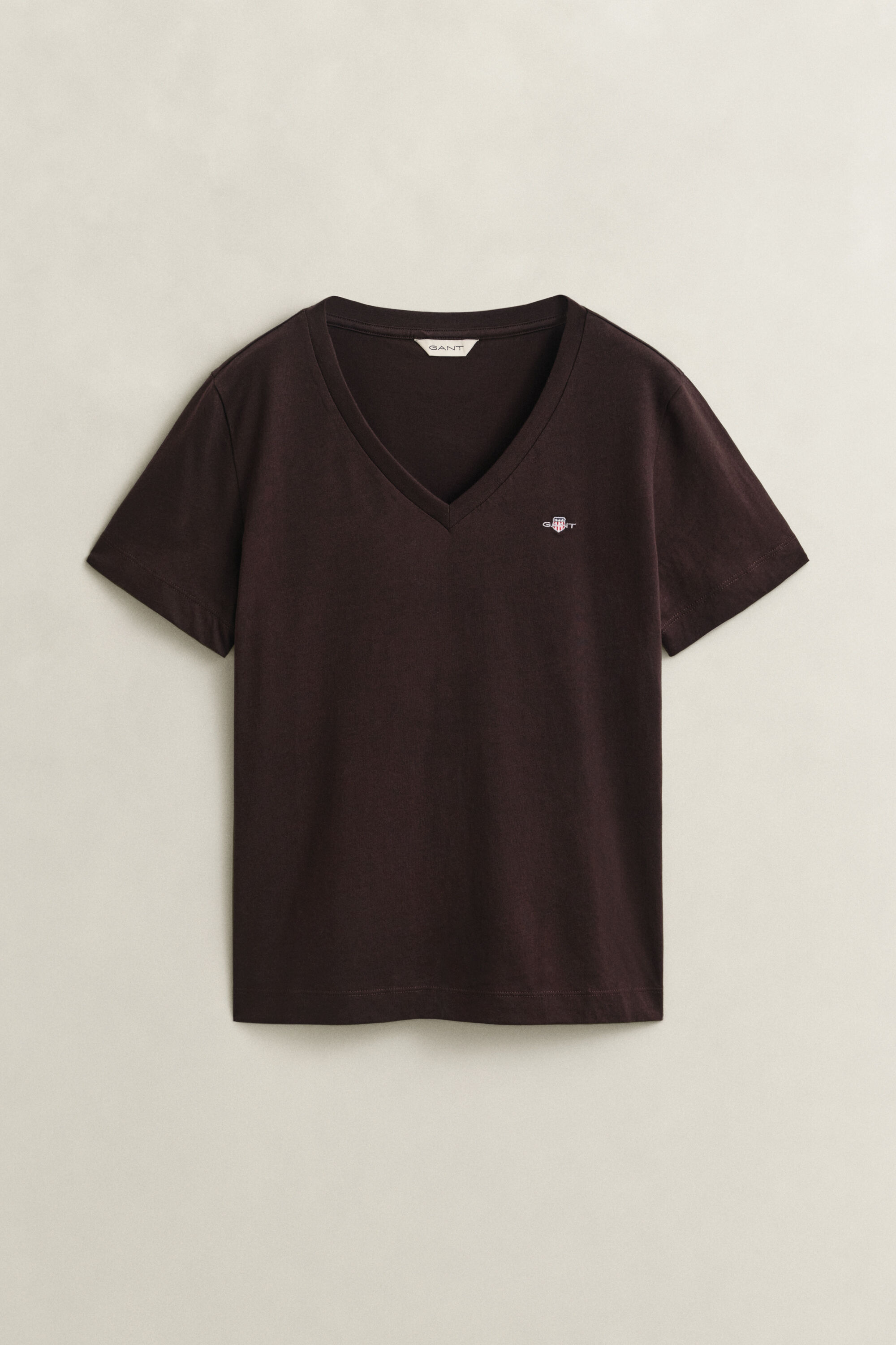 Shield V-ringad T-shirt