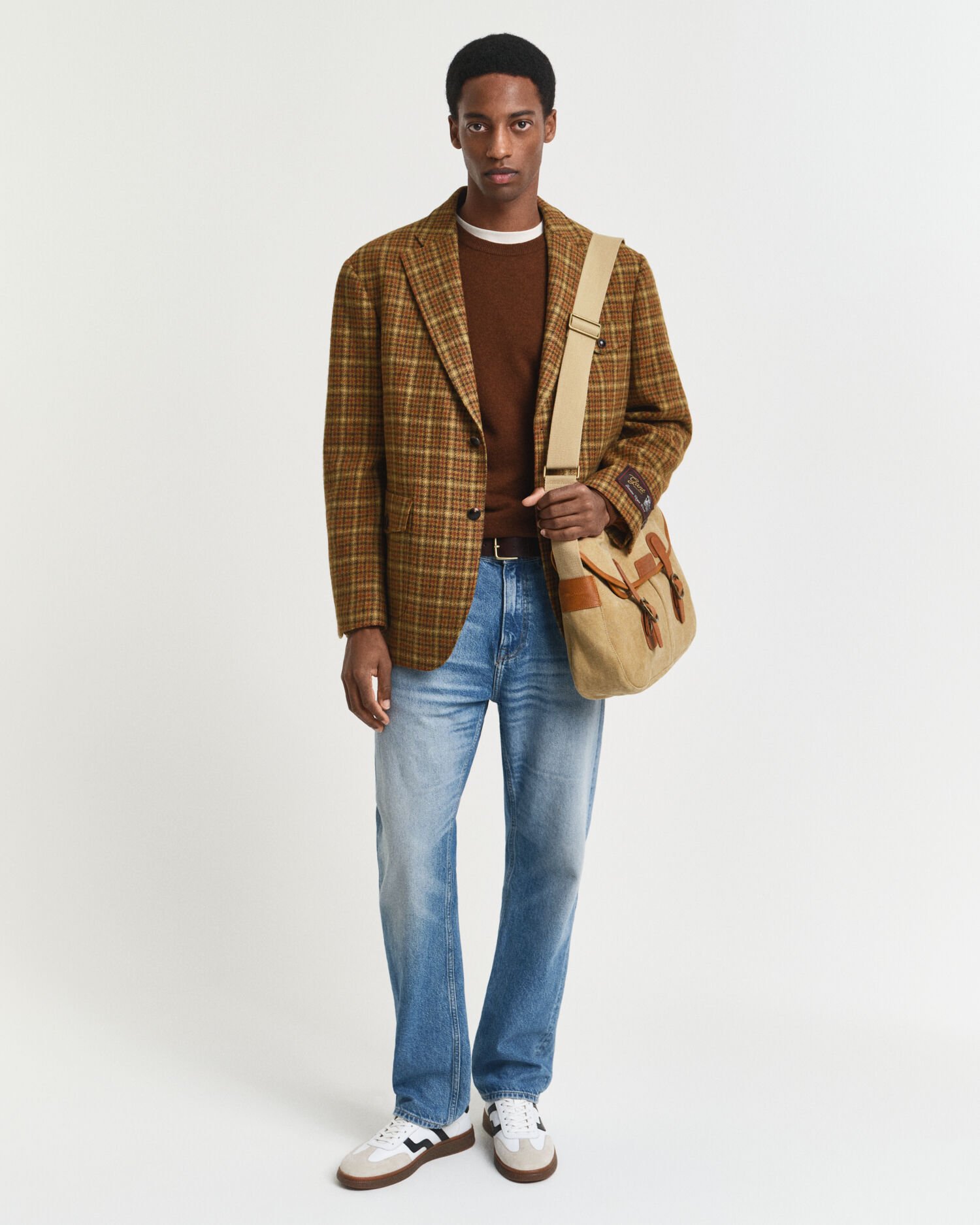 Rundhalsad tröja i superfin lammull