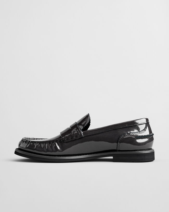 Gracelyn loafers i lackskinn