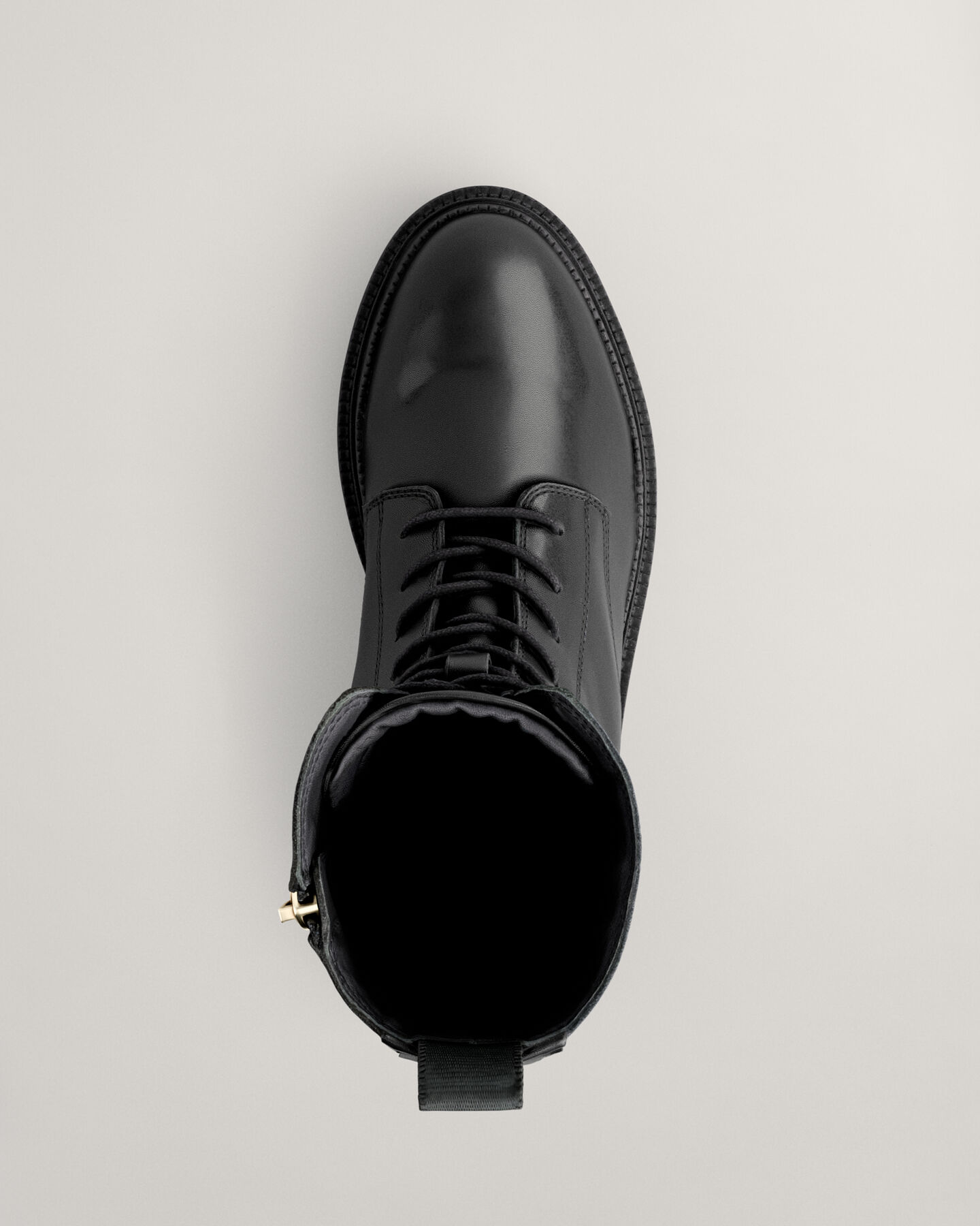 Kelliin mellanh&ouml;ga boots