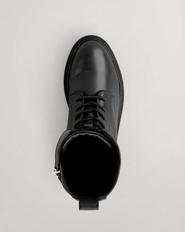 Kelliin mellanh&ouml;ga boots