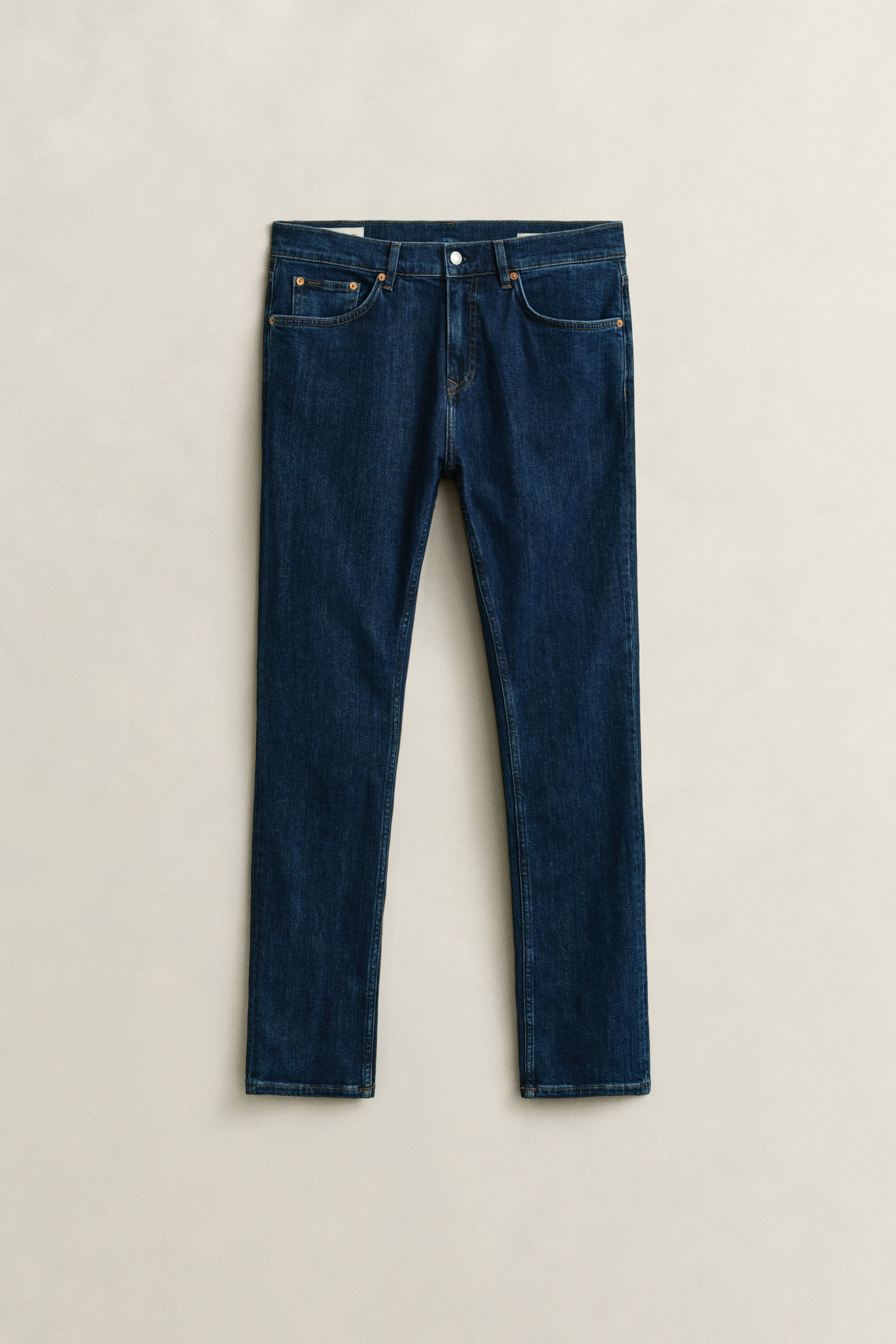 Slim fit jeans i stilren tvätt