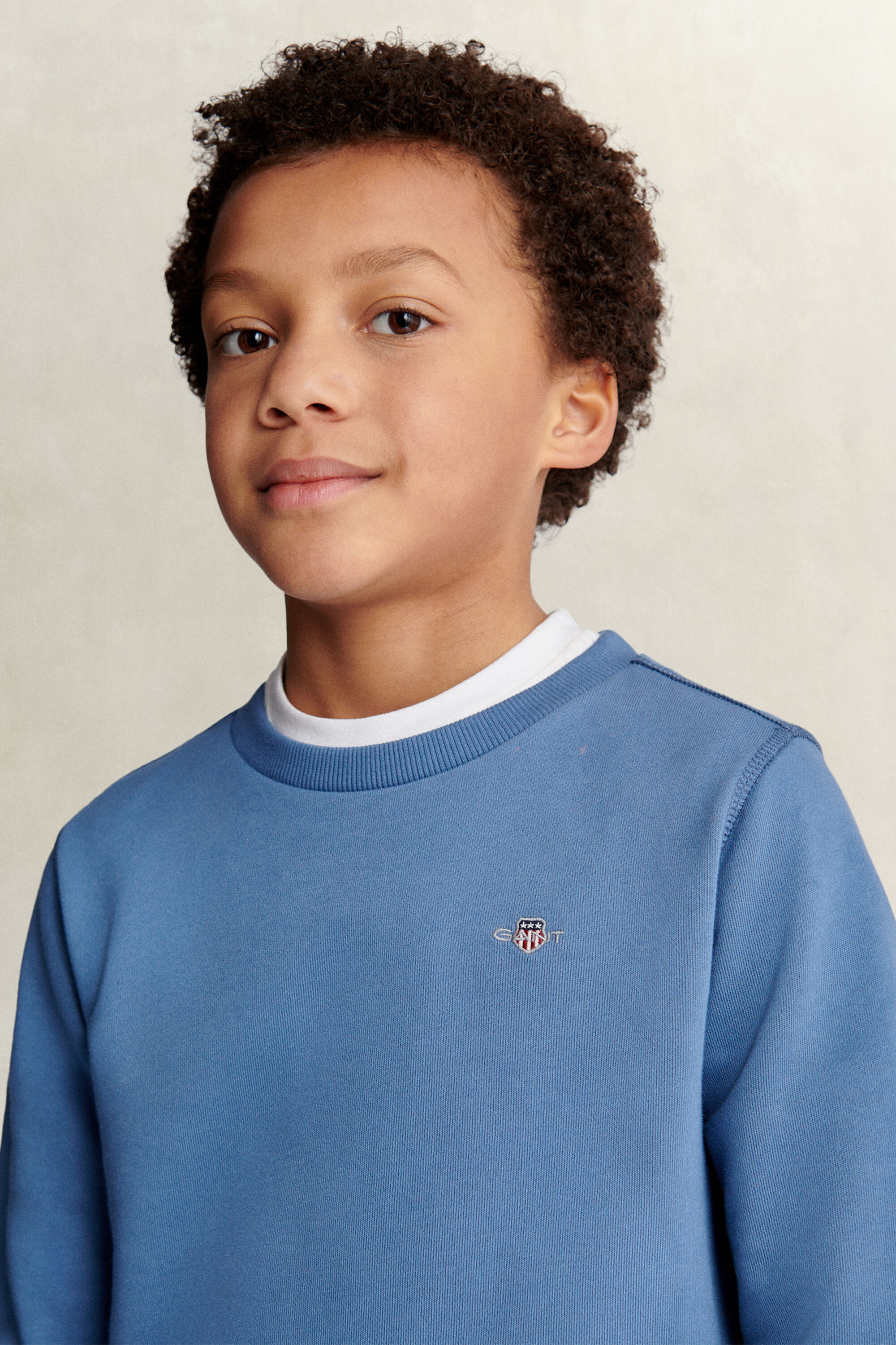 Teens sweatshirt med sköldemblem