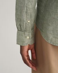 Slim fit linneskjorta