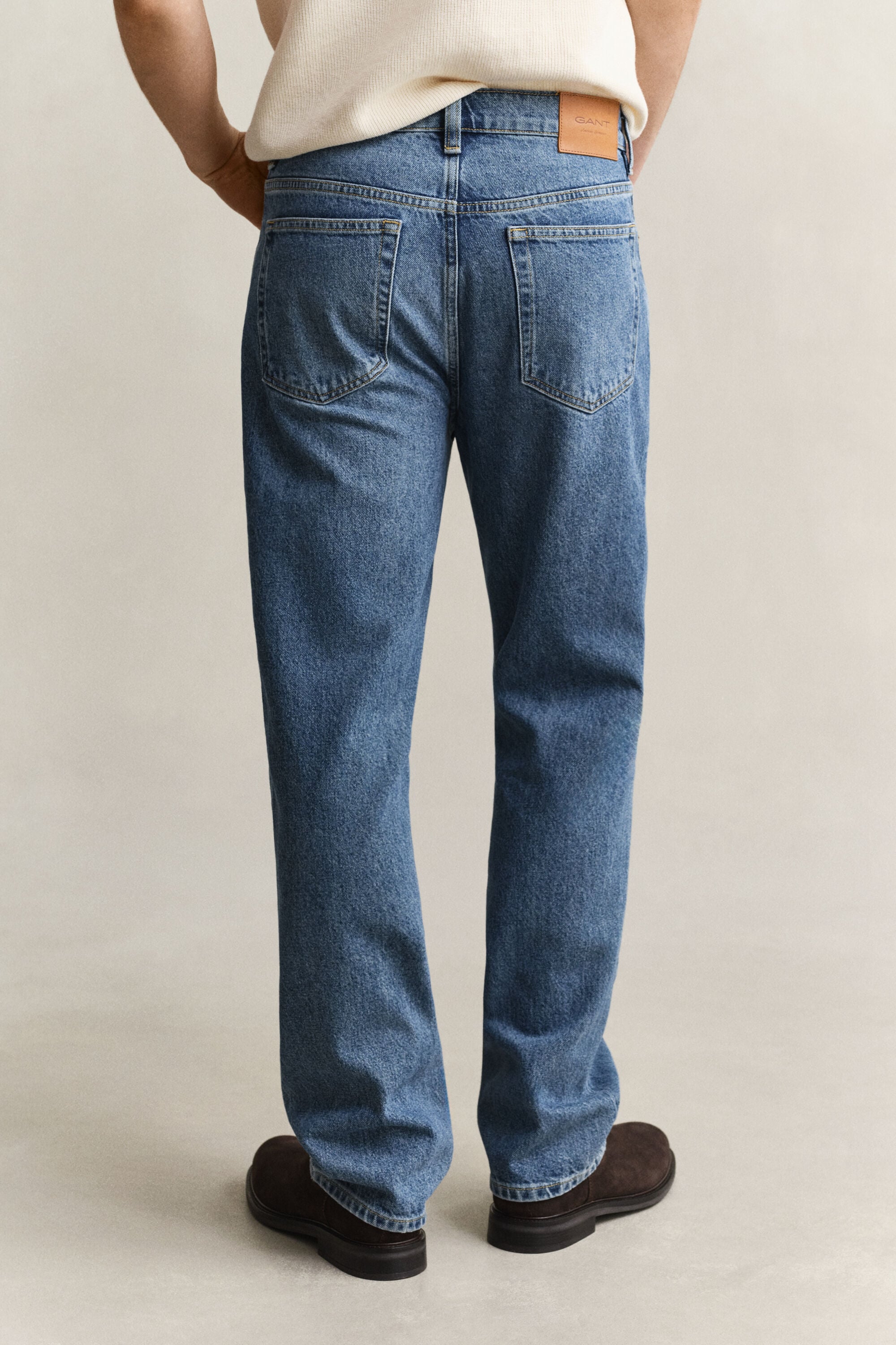 Straight fit jeans