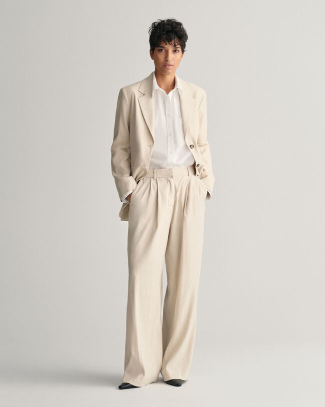 Relaxed fit välskurna byxor i stretchigt linne