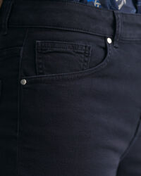 Färgade cropped vida jeans