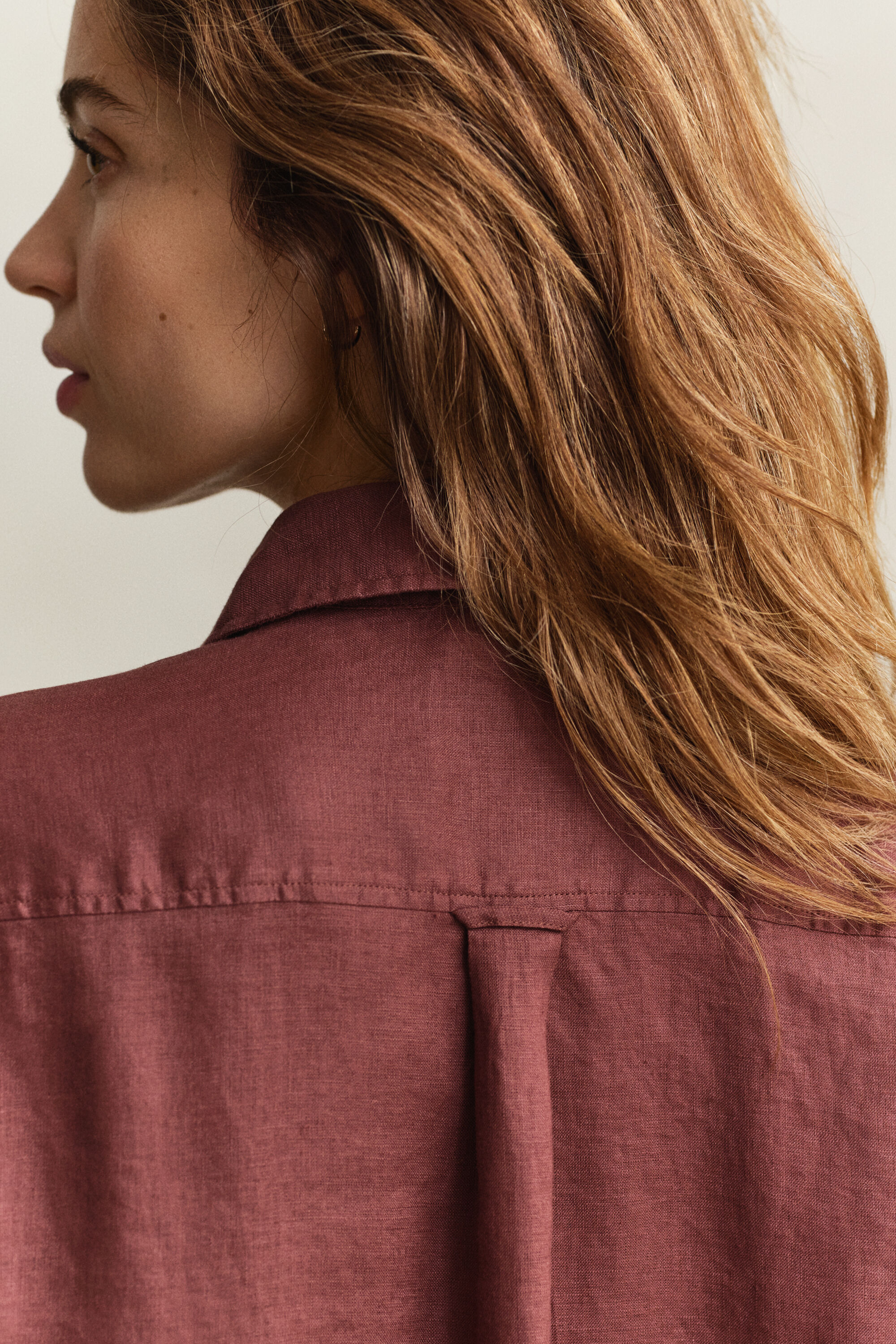 Relaxed fit linneskjorta