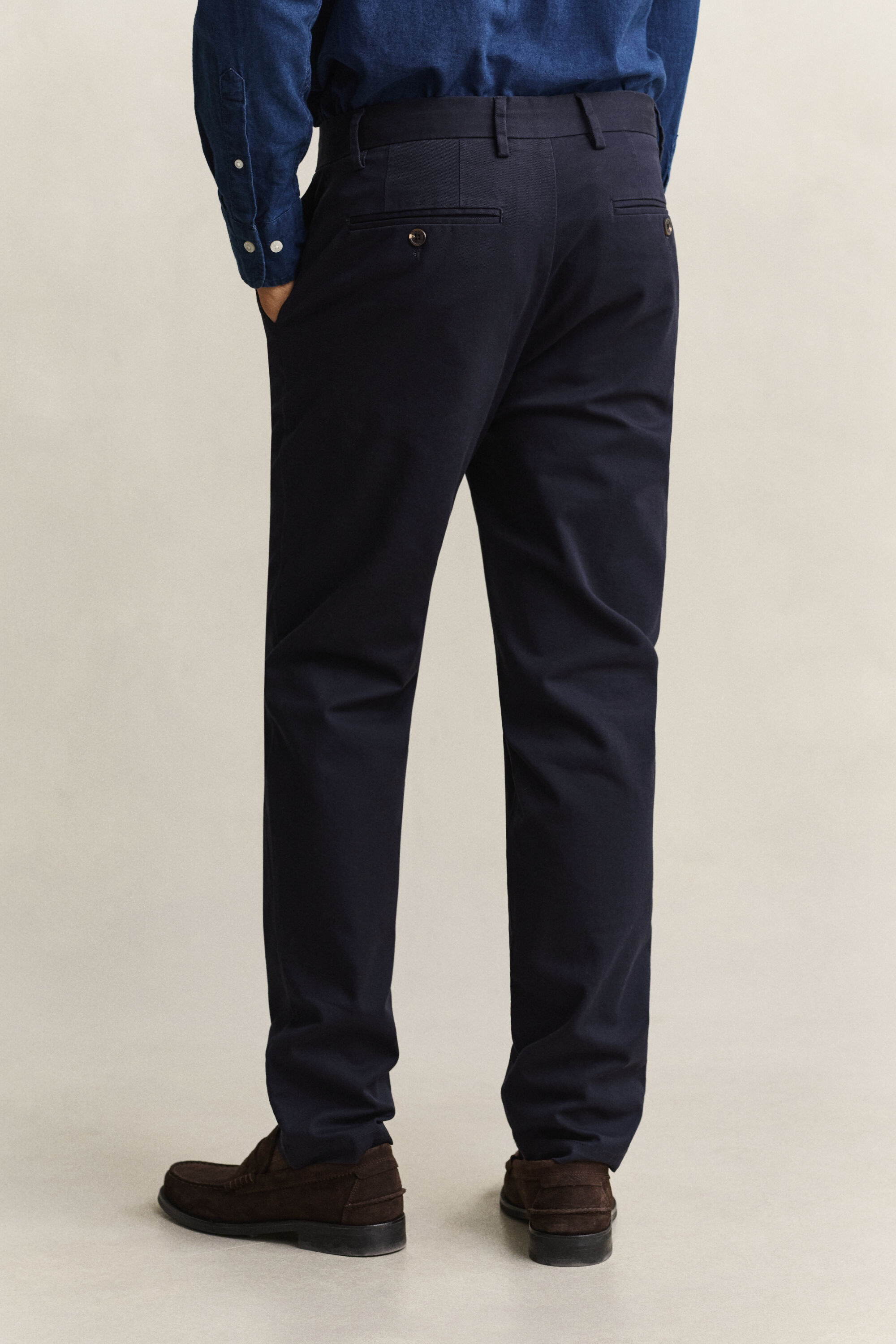 Eleganta chinos med slim fit