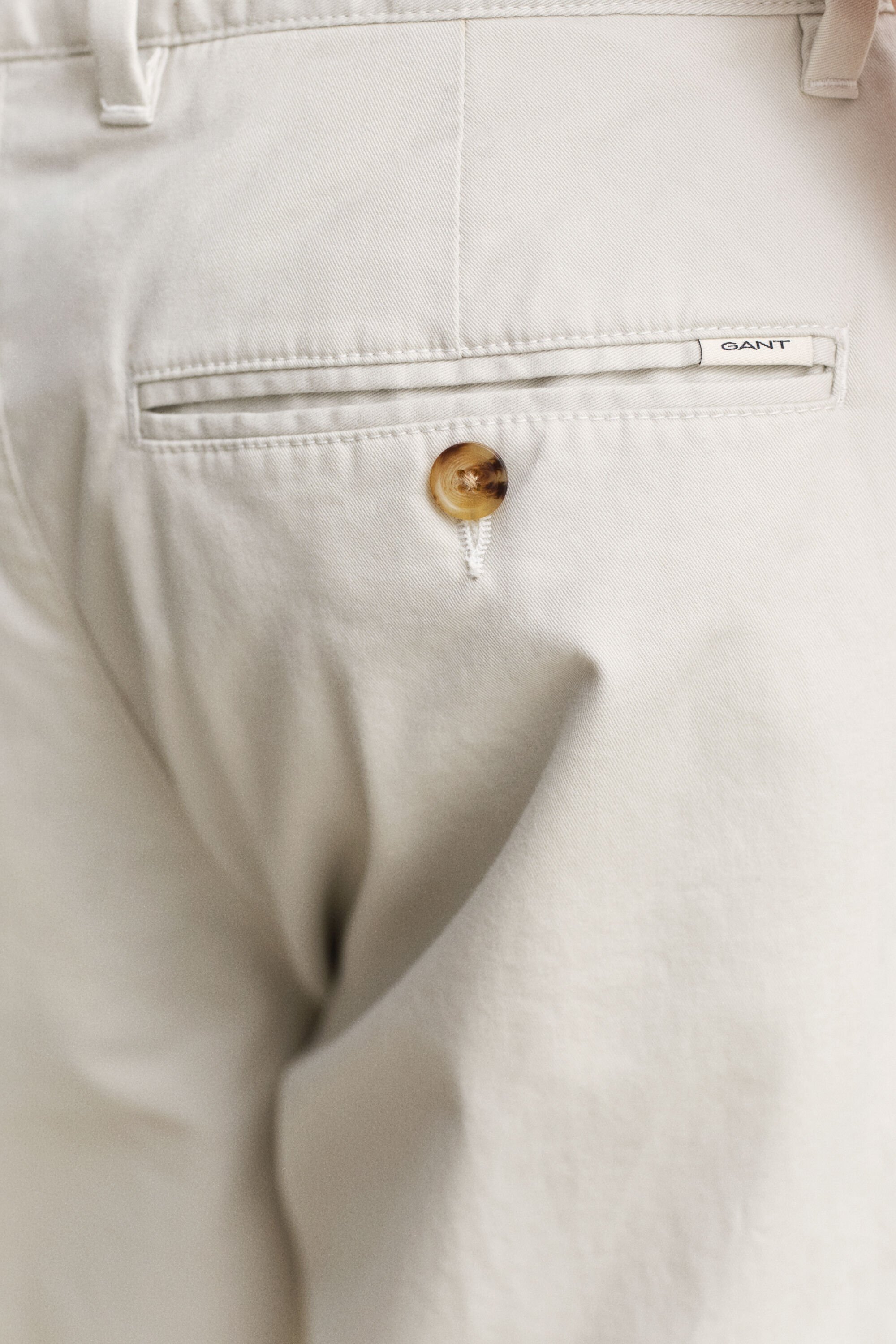 Klassiska chinos med regular fit