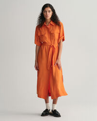 Kort&auml;rmad skjortkl&auml;nning med fickor med lock