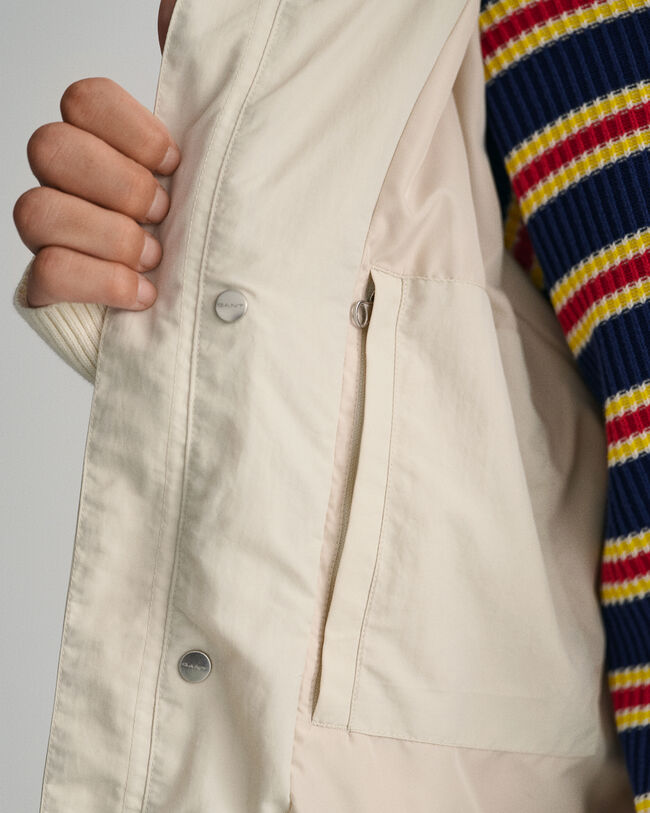 Jacka med raglanärm