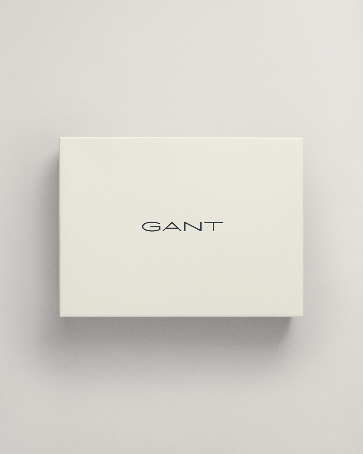 Shield g&aring;voset med m&ouml;ssa och halsduk