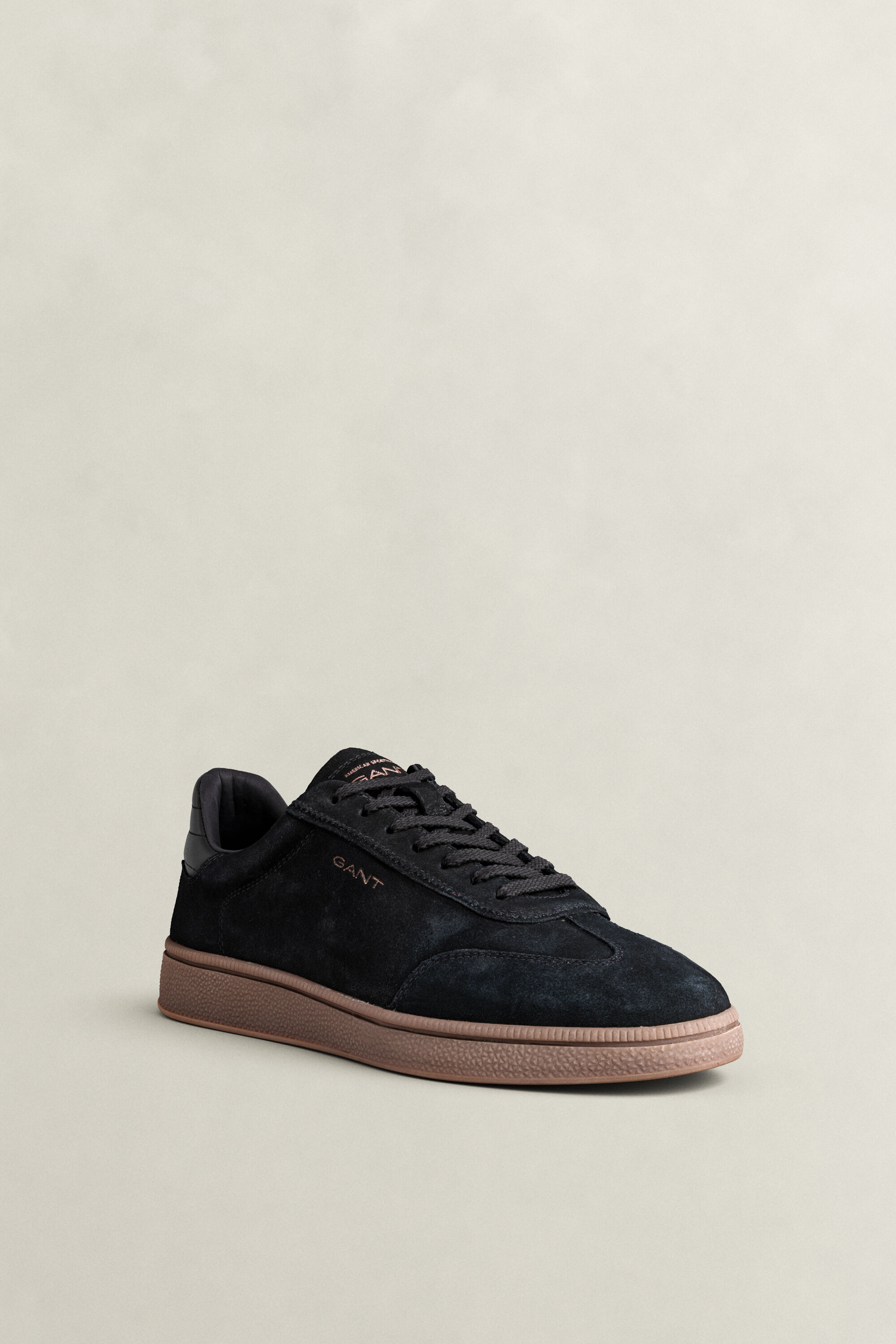 Cuzmo sneakers i mocka