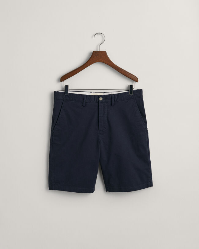 Seasonal Essential Regular fit Archive Shield chinosshorts