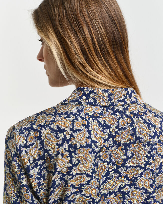 Paisleym&ouml;nstrad omlottkl&auml;nning