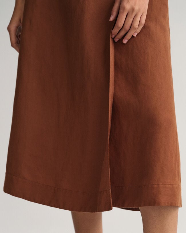 Midikjol i linne och viskos