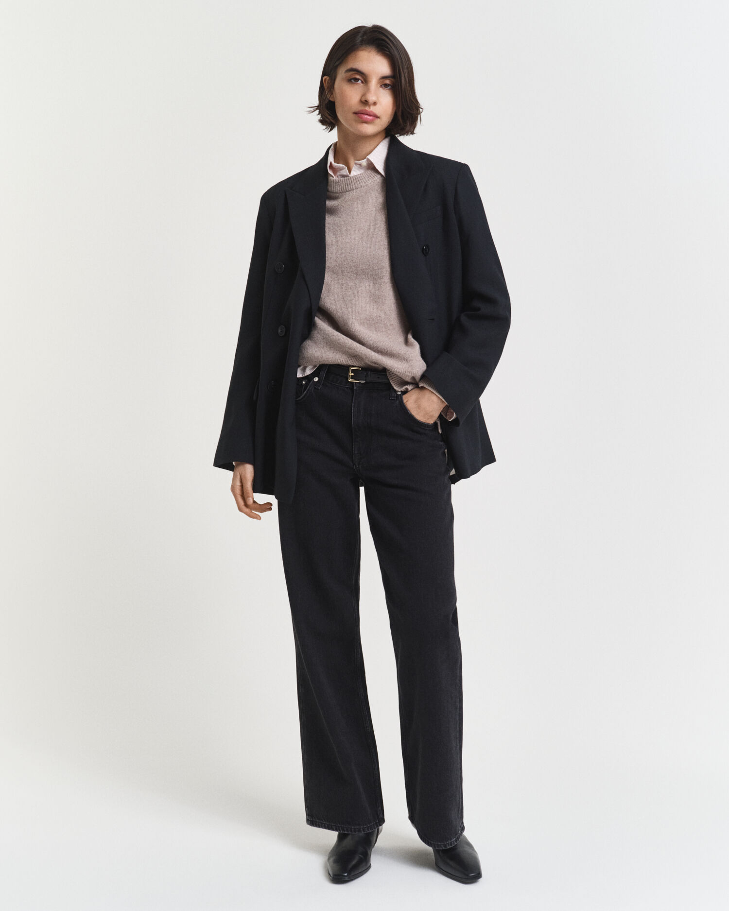 Rundhalsad tröja i mjuk kashmir- och ullblandning