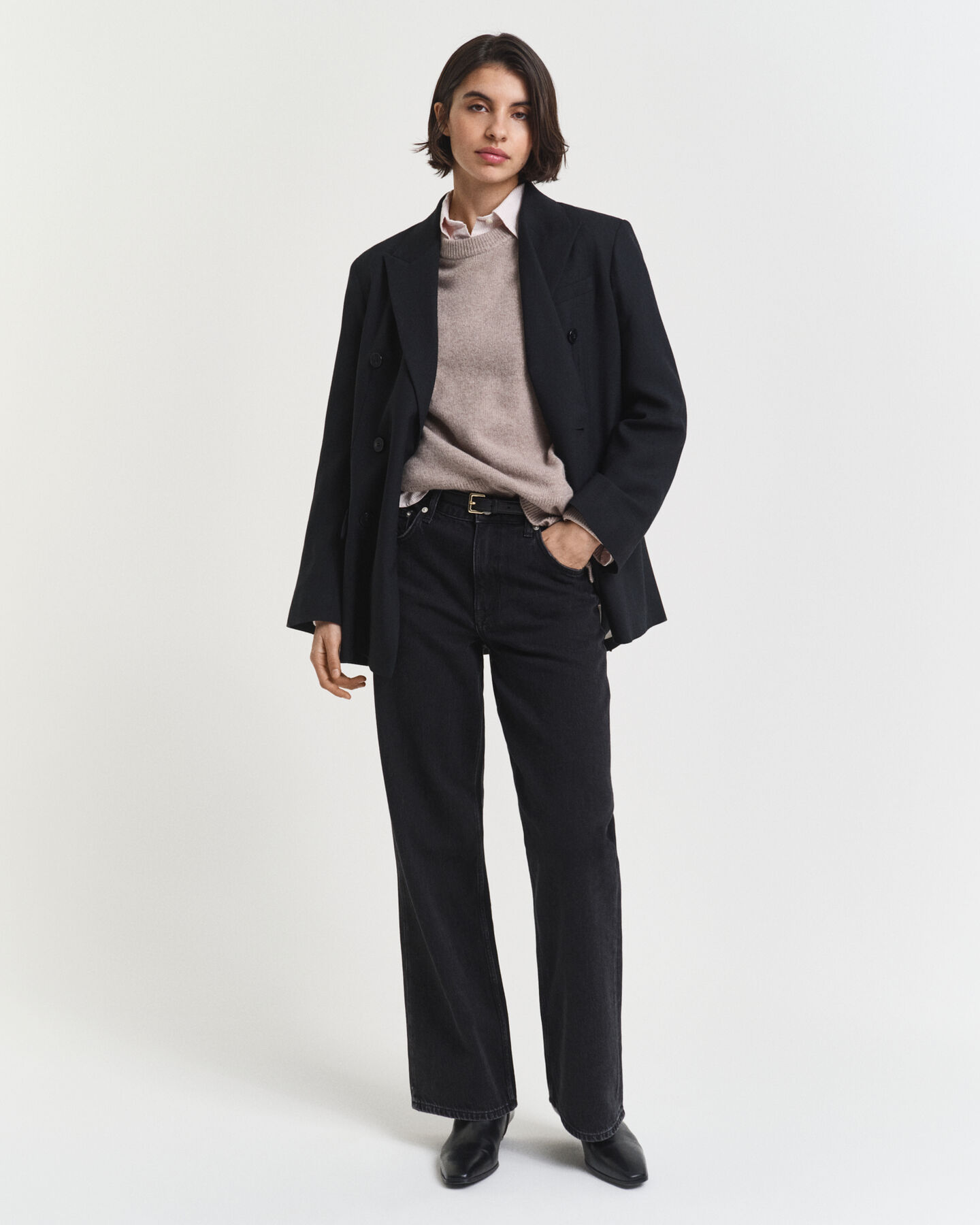 Rundhalsad tröja i mjuk kashmir- och ullblandning