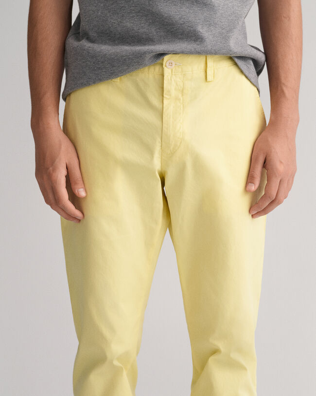 Hallden Slim fit Sunfaded chinos