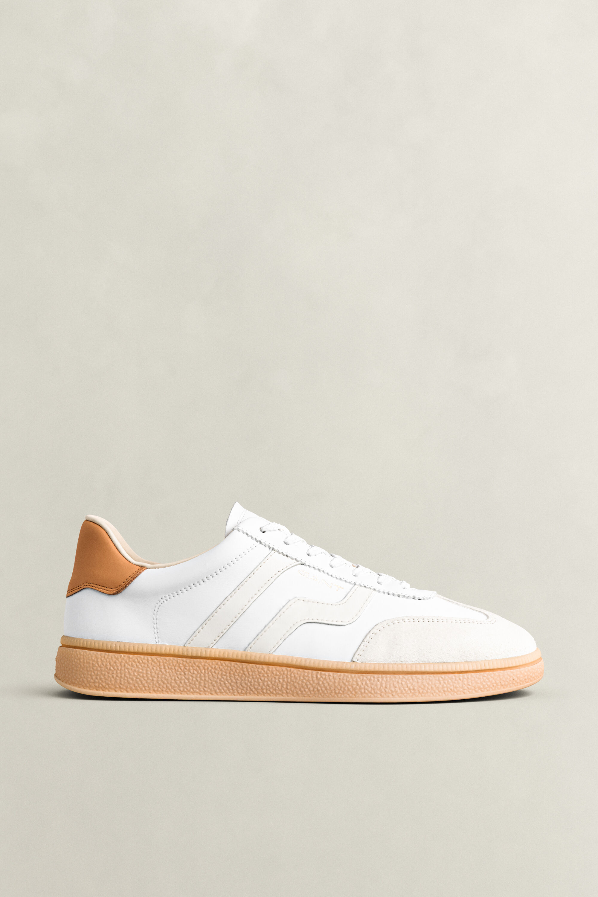 Cuzmo sneakers i läder