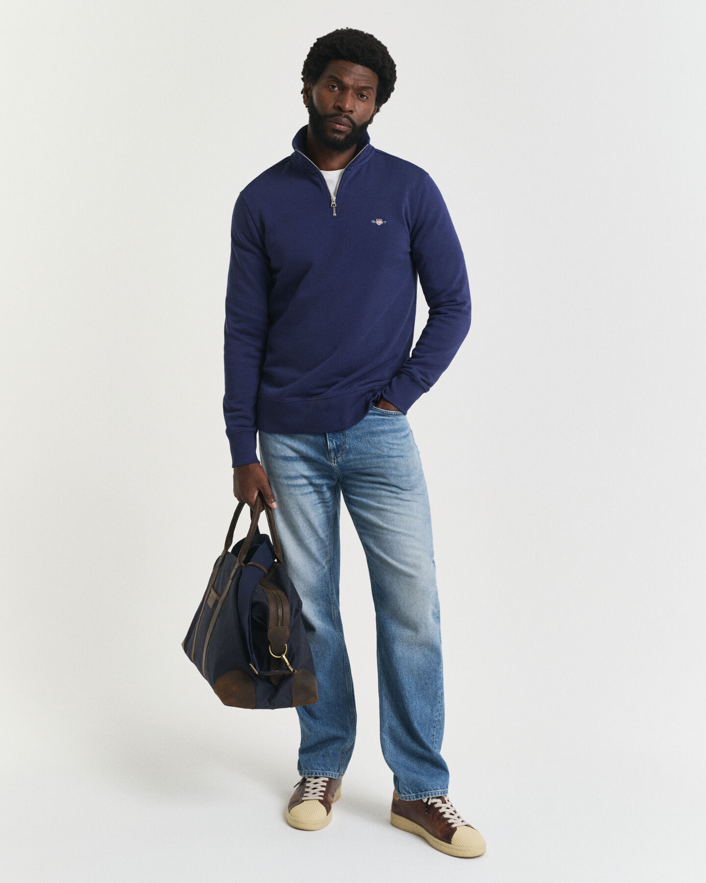 Shield sweatshirt med dragkedja vid halsöppningen