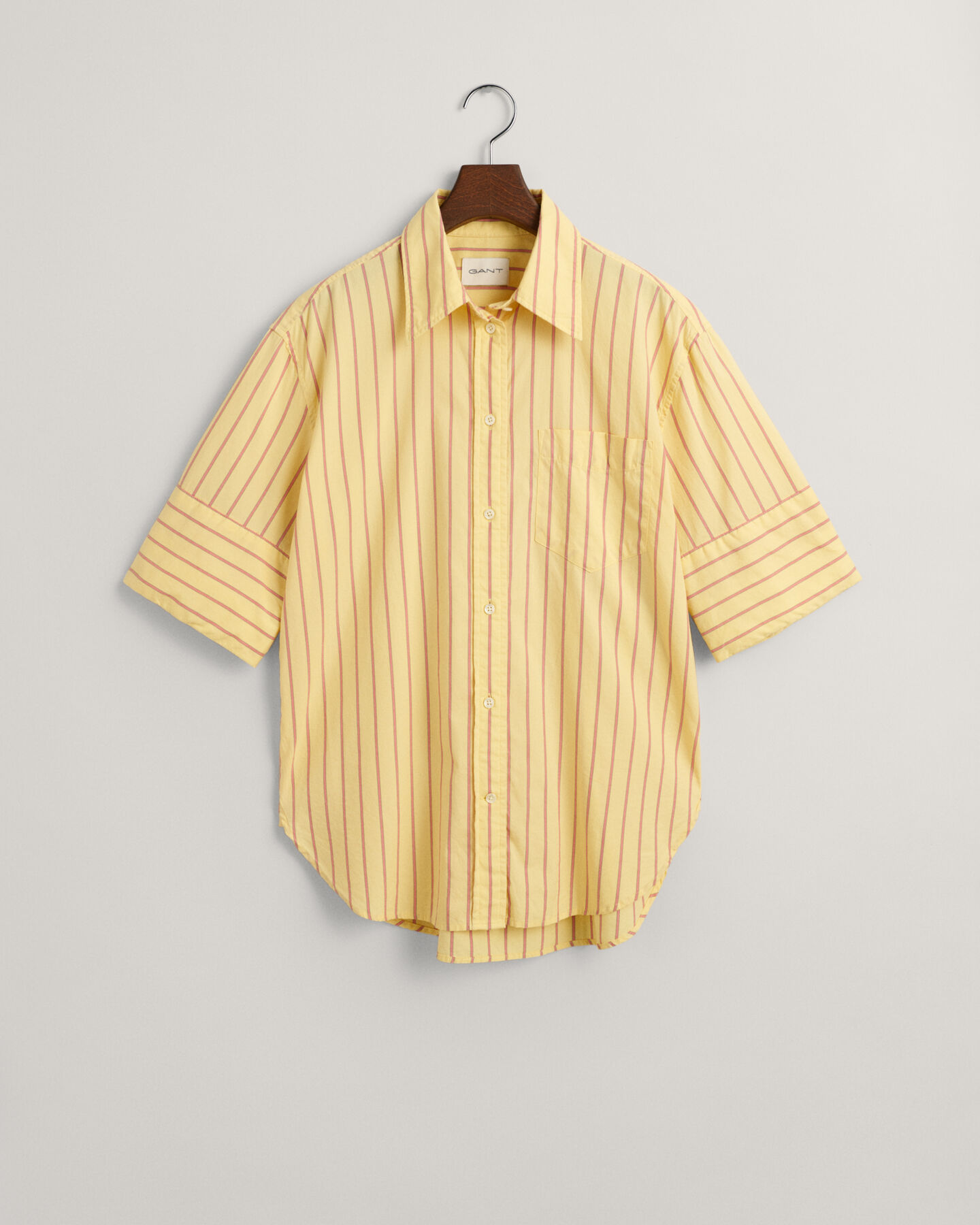 Relaxed fit Luxury kort&auml;rmad randig oxfordskjorta