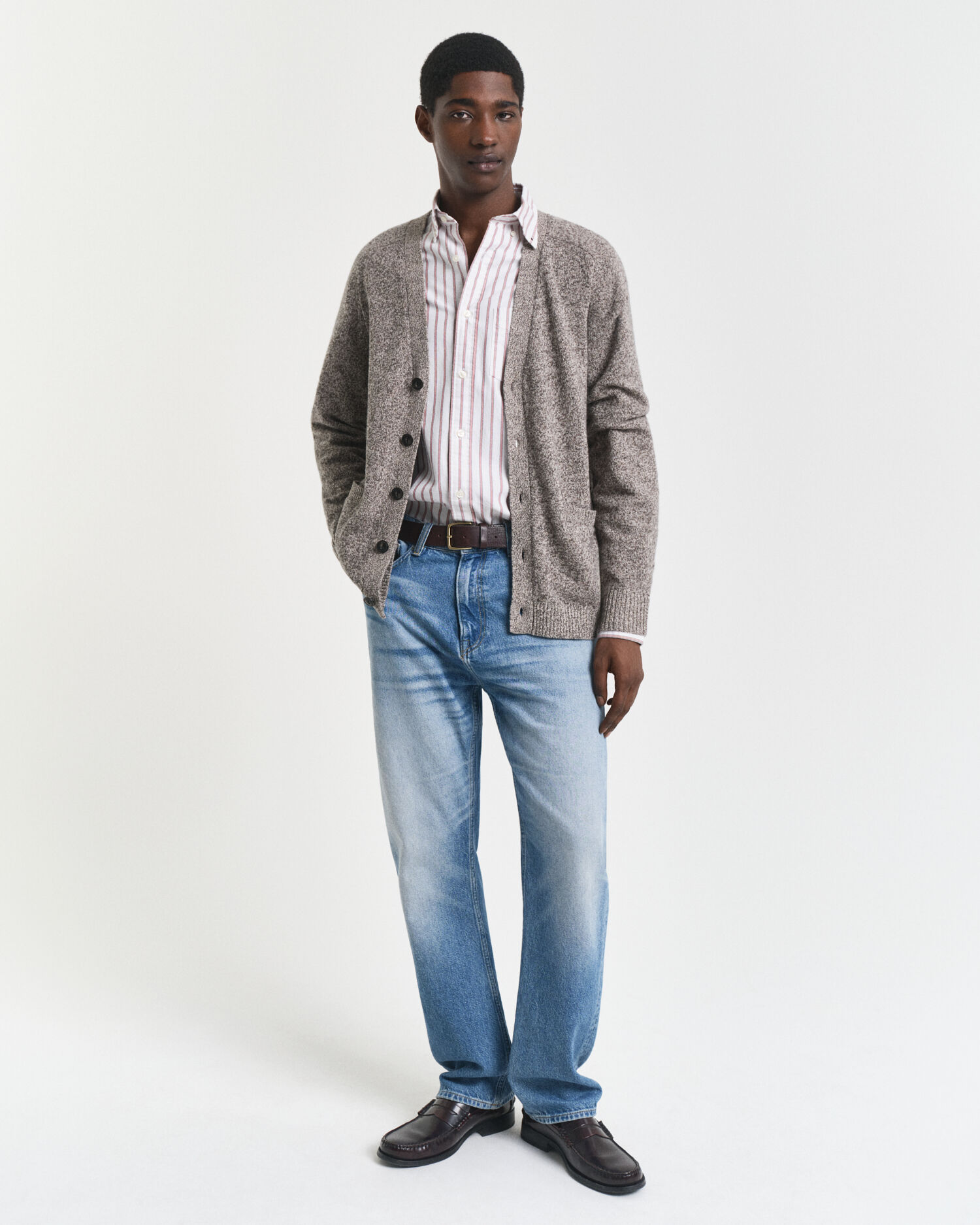 Rundhalsad kofta i ullmouliné