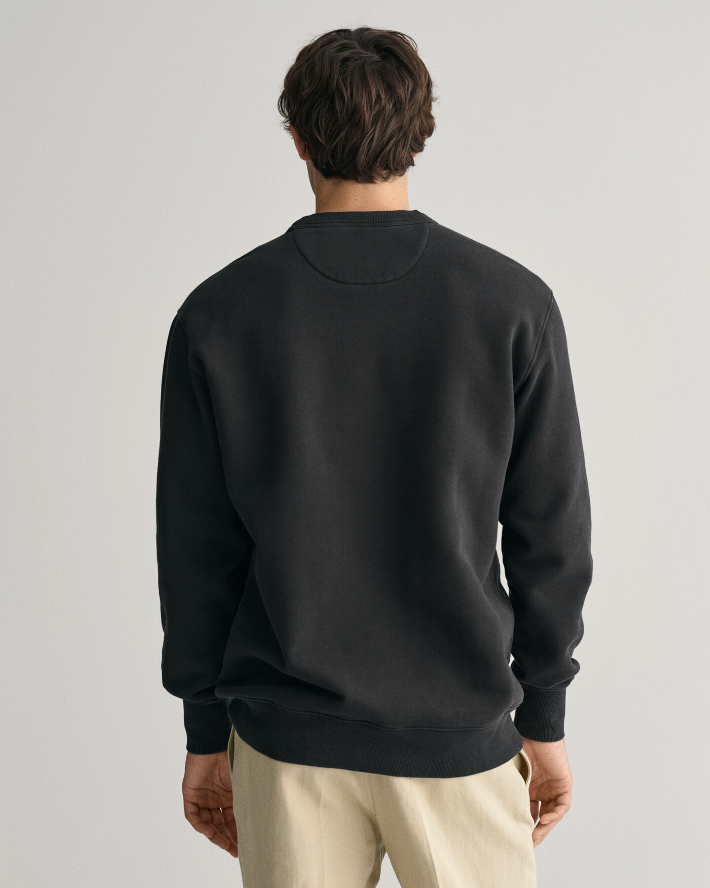 Sweatshirt med rund hals och GANT-logotyp
