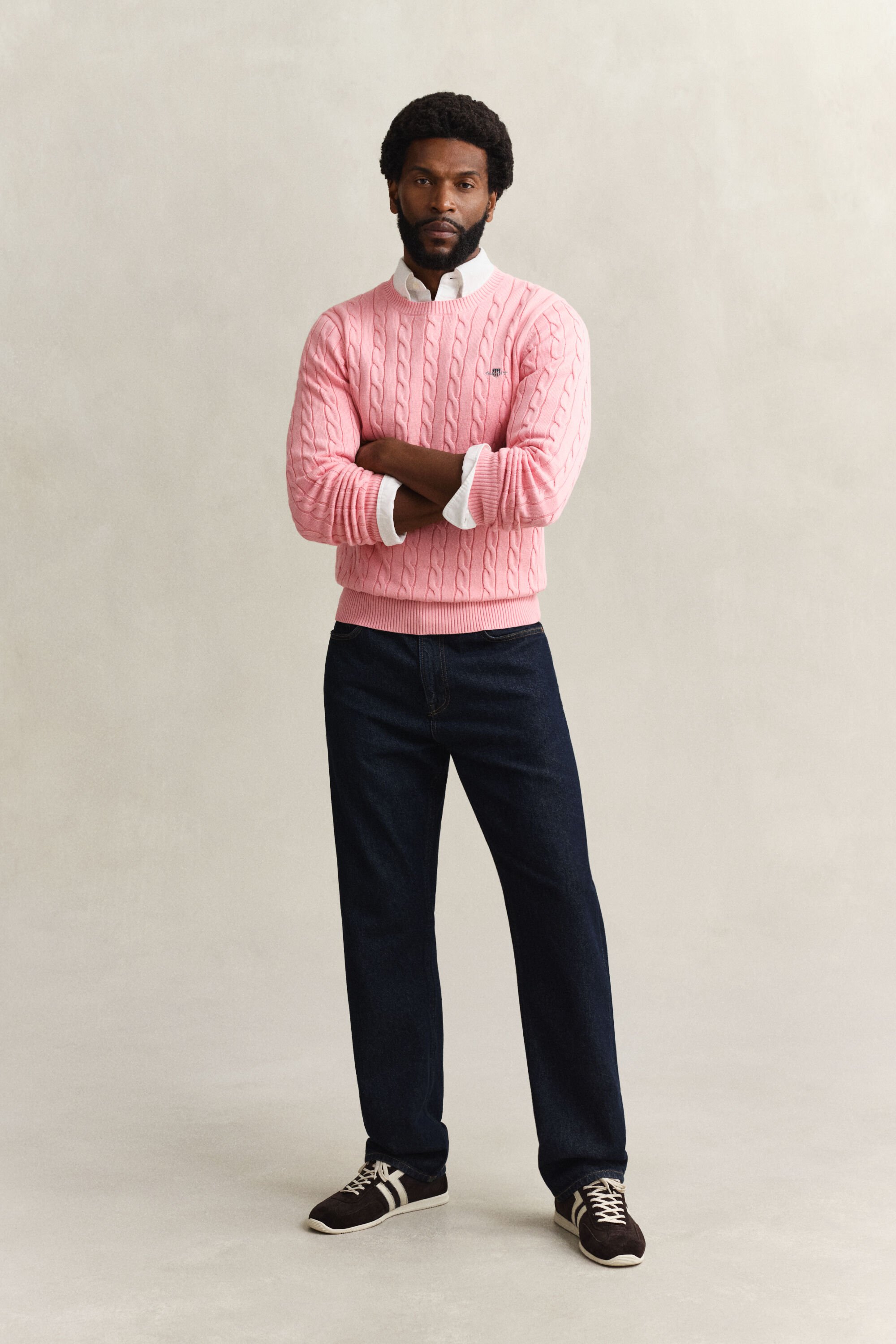 Kabelstickad bomullströja med rund hals