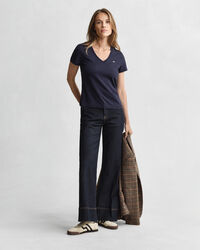 Shield V-ringad T-shirt