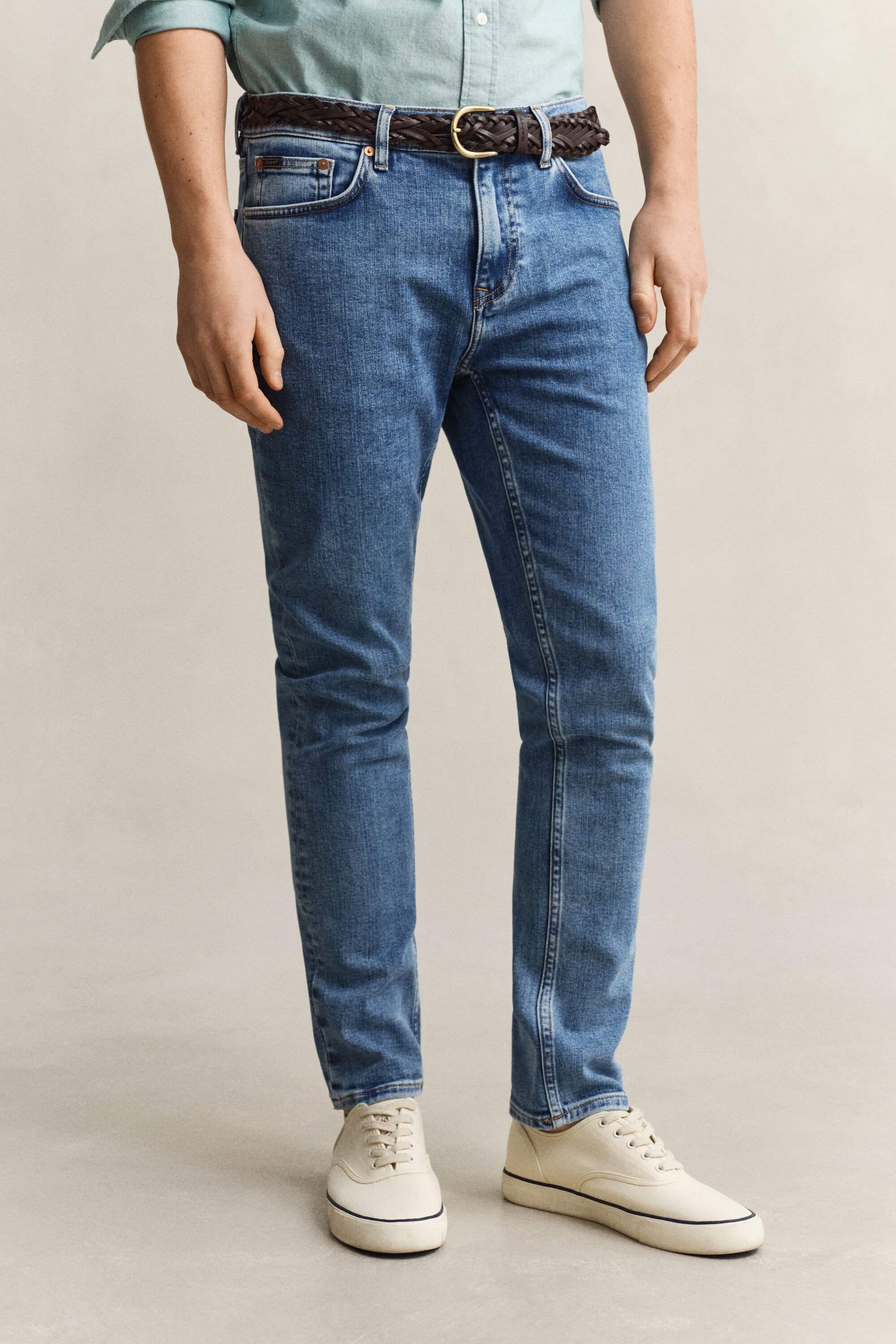 Slim fit jeans i stilren tvätt