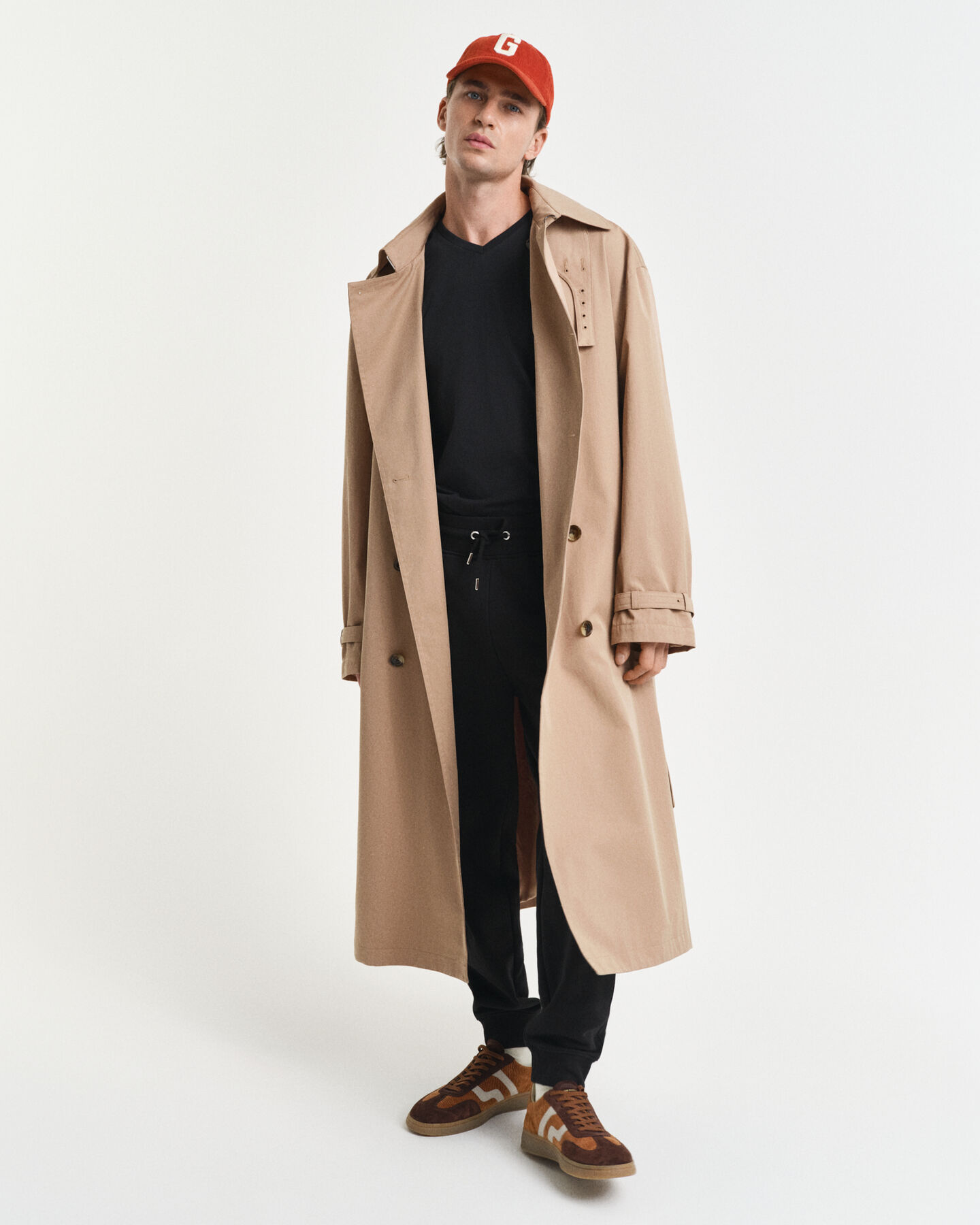 Slim fit Shield V-ringad T-shirt