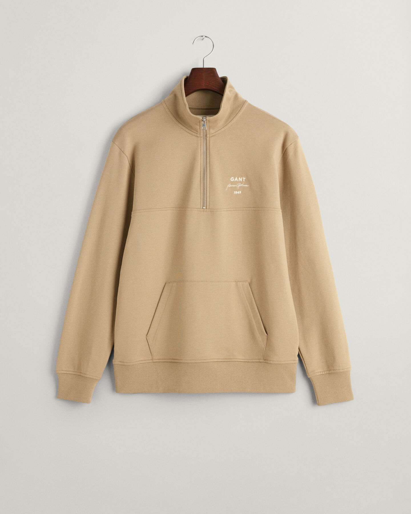 GANT Script Graphic half-zip sweatshirt