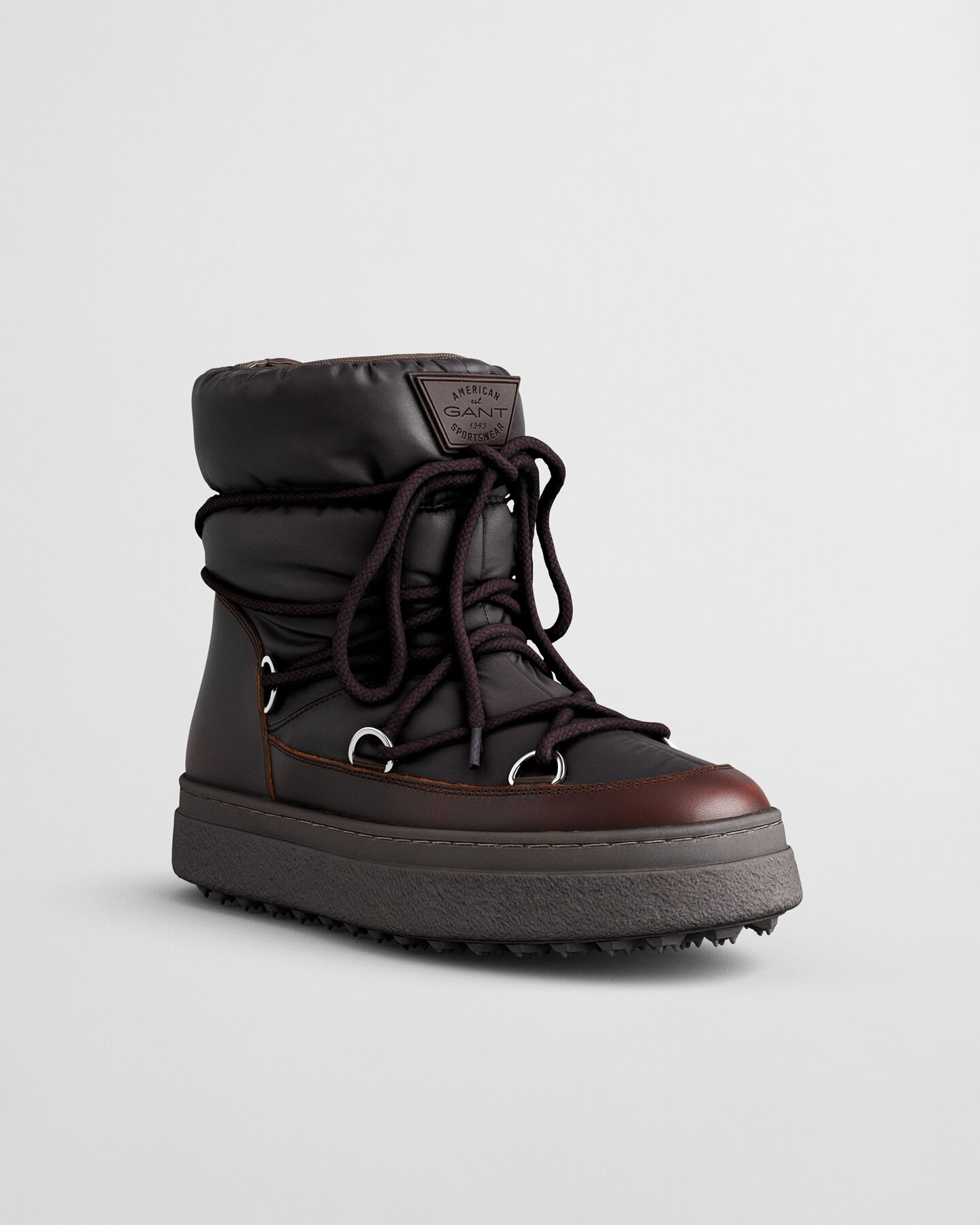 Snowhill medelhöga boots med snörning