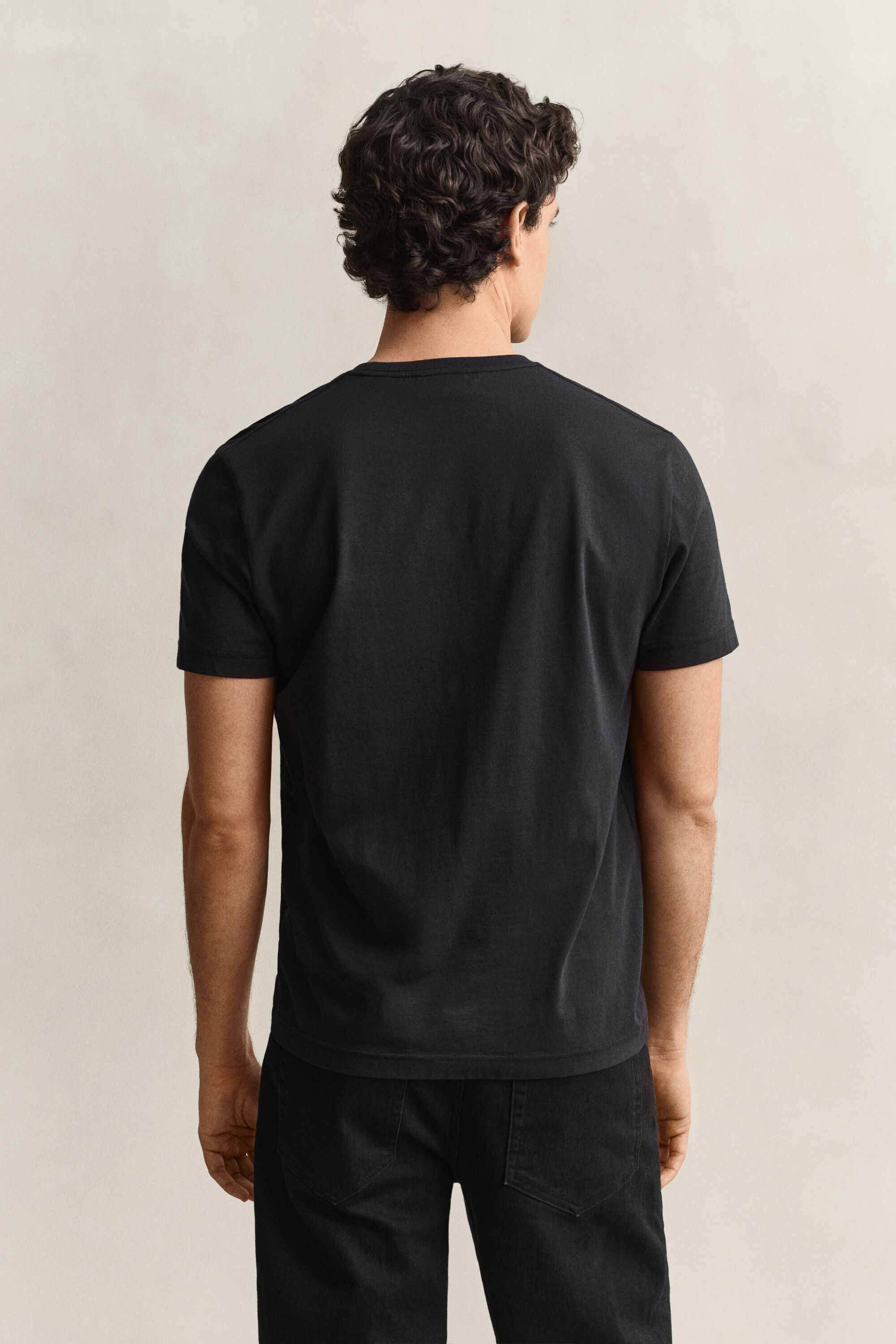 Regular fit T-shirt med sköld